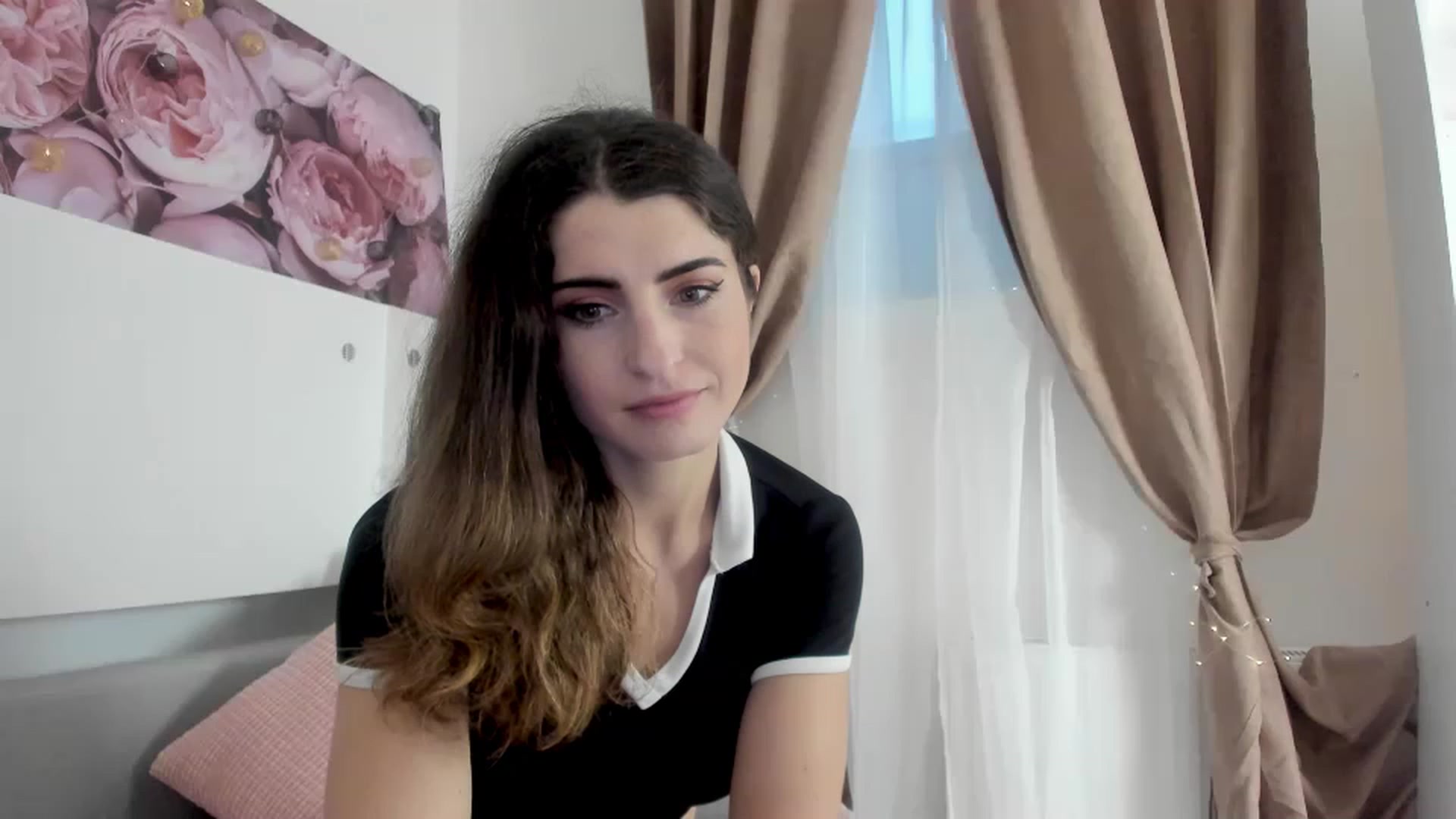 Gallery image thumbnail from EVA__LOVIA_'s myfreecams stream on, 12/07/2022, 14:00 image 2 of 20