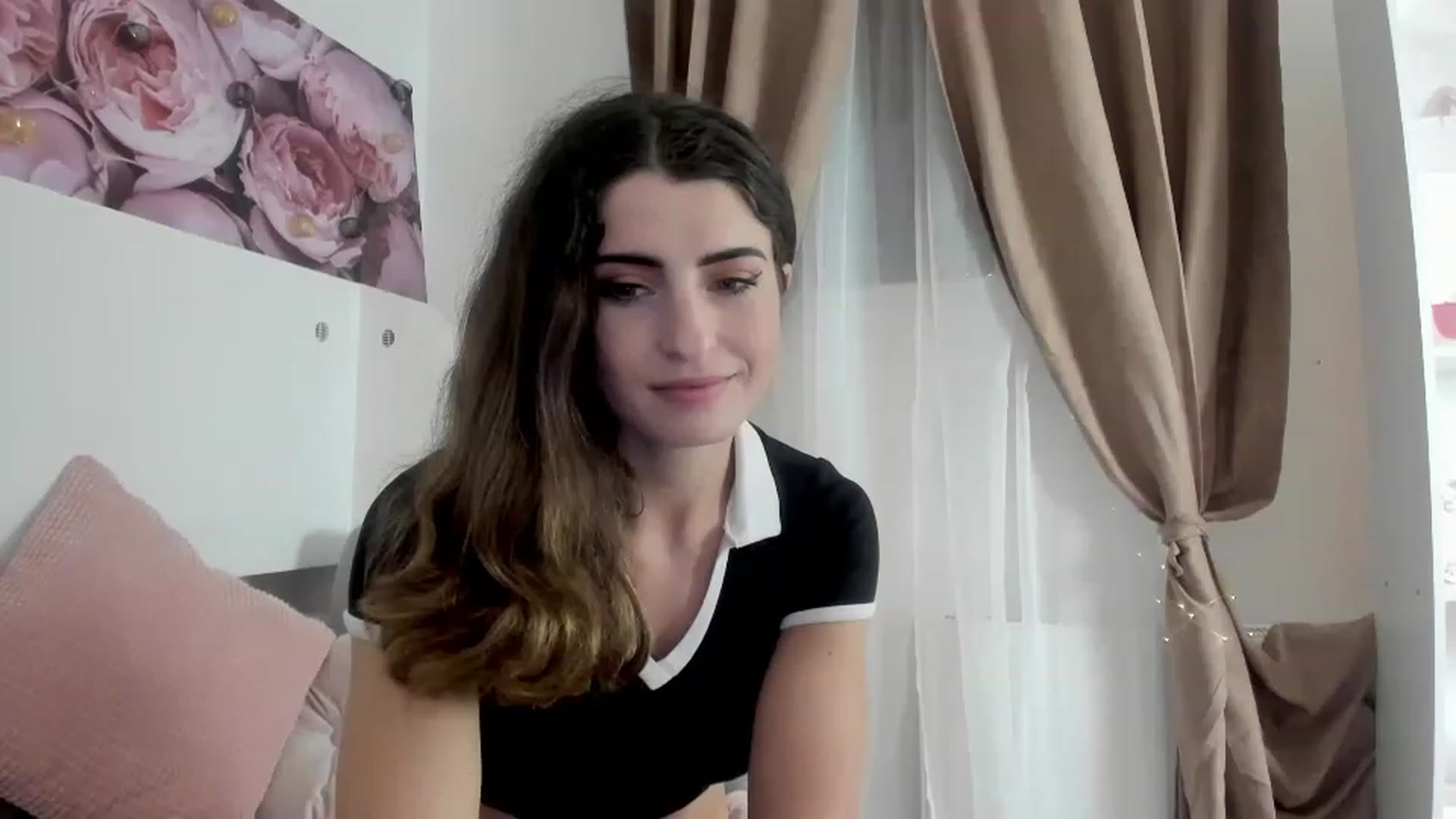 Gallery image thumbnail from EVA__LOVIA_'s myfreecams stream on, 12/07/2022, 15:43 image 17 of 20