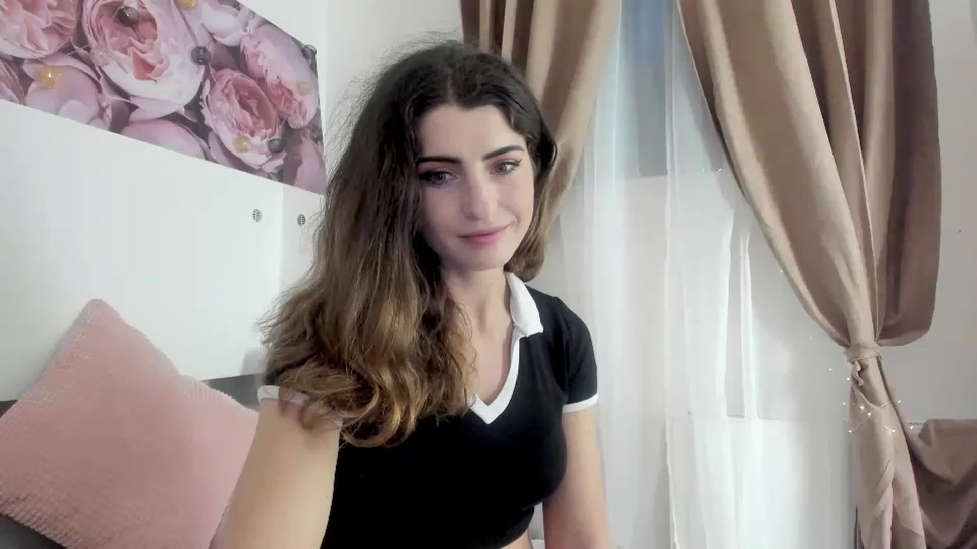 Gallery image thumbnail from EVA__LOVIA_'s myfreecams stream on, 12/07/2022, 15:43 image 6 of 20