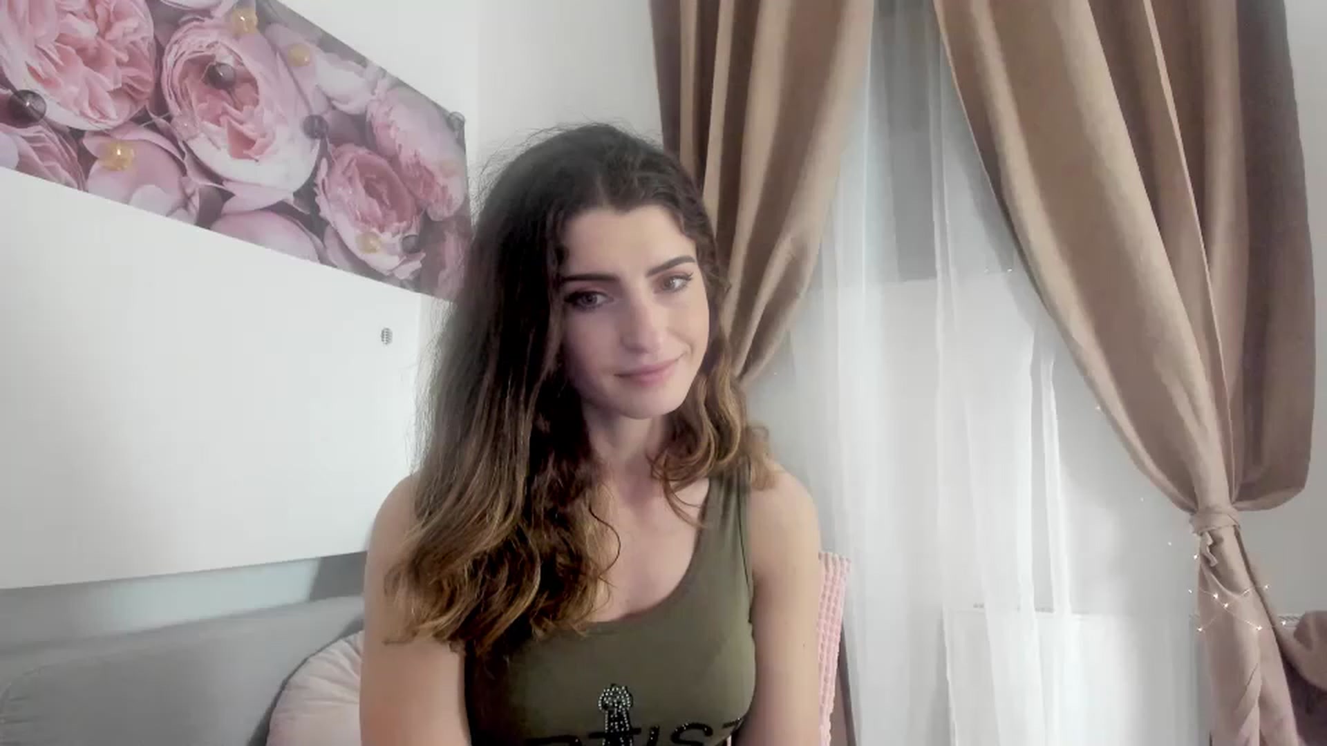 Gallery image thumbnail from EVA__LOVIA_'s myfreecams stream on, 12/07/2022, 18:39 image 6 of 20