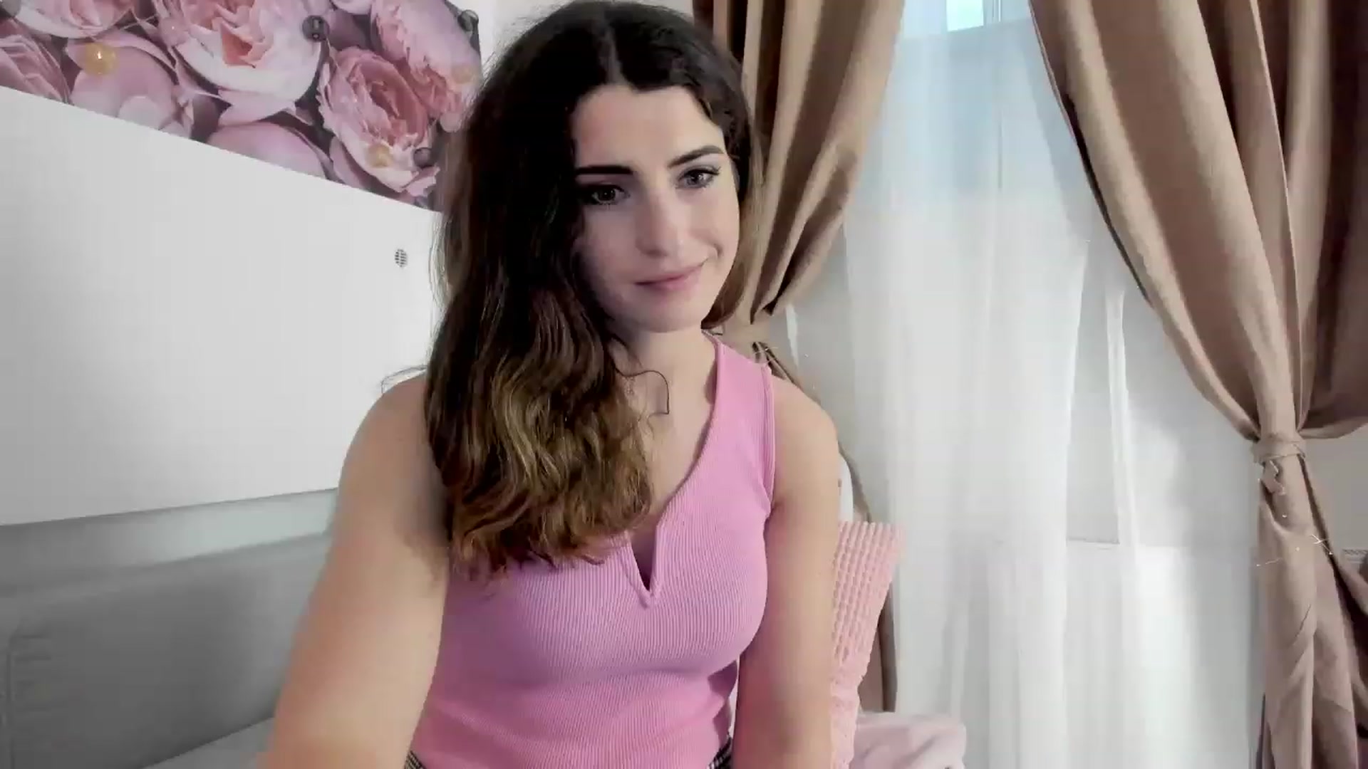 Gallery image thumbnail from EVA__LOVIA_'s myfreecams stream on, 12/15/2022, 13:00 image 18 of 20