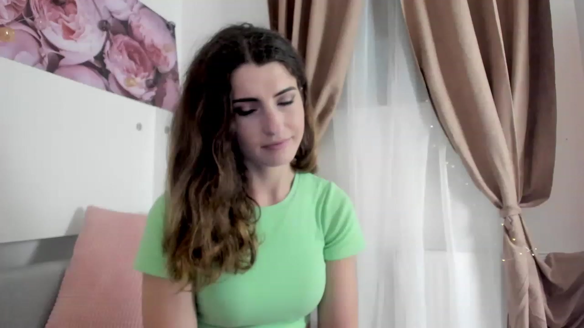 Gallery image thumbnail from EVA__LOVIA_'s myfreecams stream on, 12/15/2022, 18:08 image 6 of 20