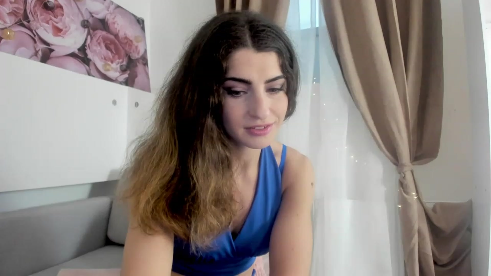 Gallery image thumbnail from EVA__LOVIA_'s myfreecams stream on, 12/21/2022, 10:53 image 17 of 20
