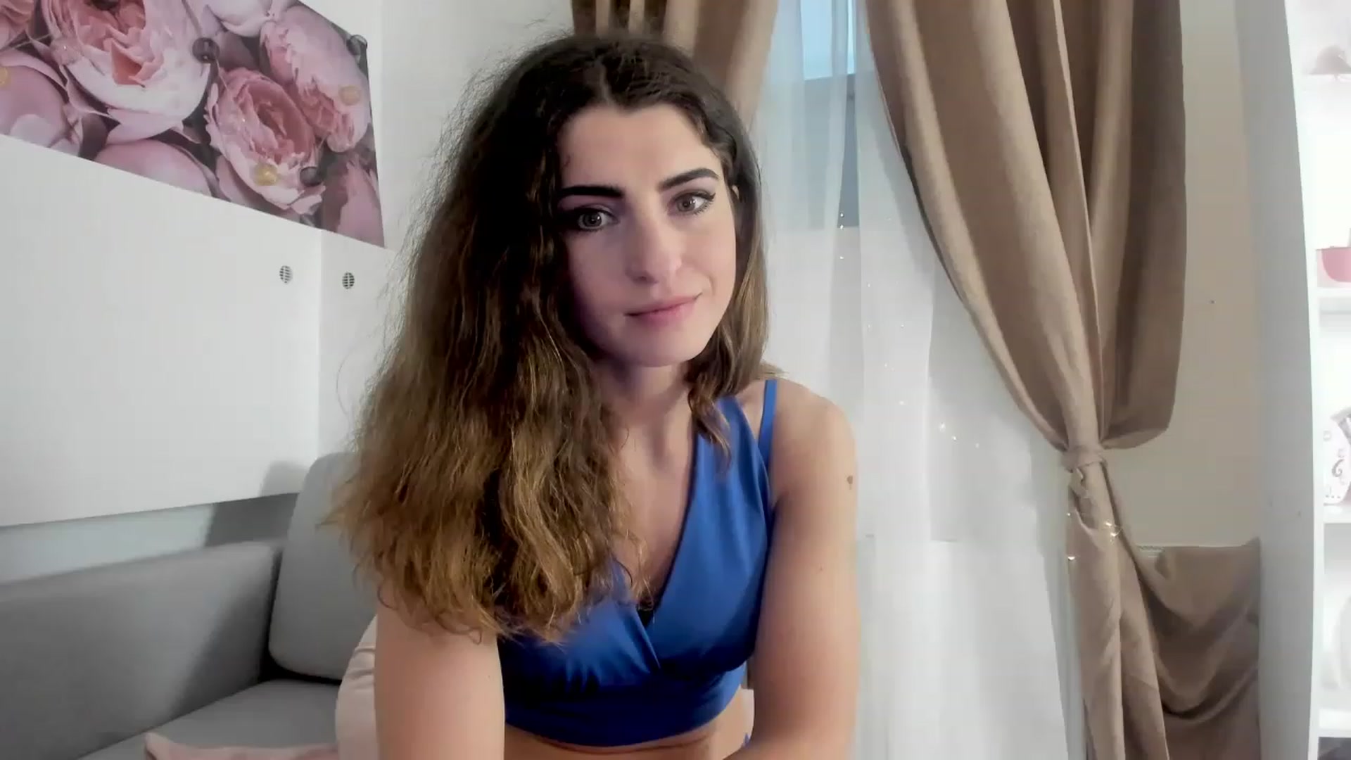 Gallery image thumbnail from EVA__LOVIA_'s myfreecams stream on, 12/21/2022, 13:23 image 17 of 20