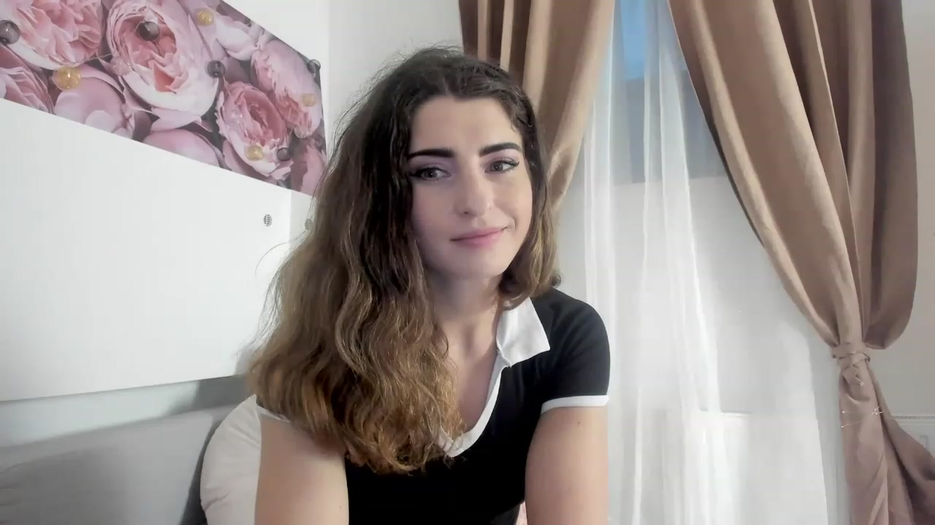 Gallery image thumbnail from EVA__LOVIA_'s myfreecams stream on, 12/27/2022, 15:16 image 12 of 20