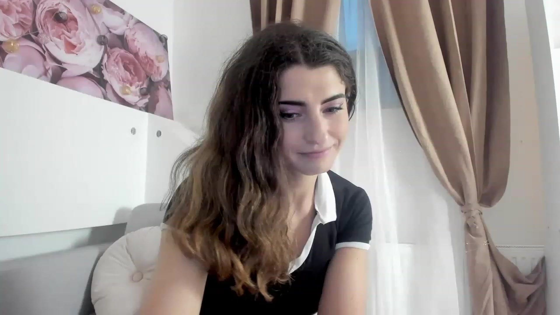 Gallery image thumbnail from EVA__LOVIA_'s myfreecams stream on, 12/27/2022, 15:16 image 10 of 20