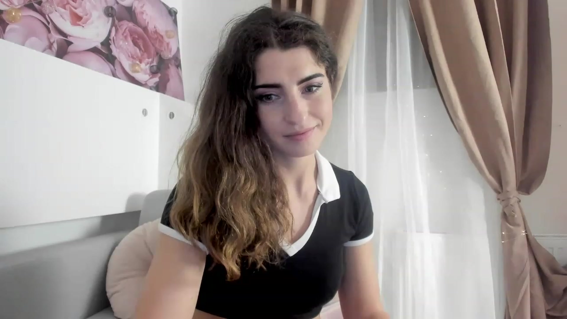Gallery image thumbnail from EVA__LOVIA_'s myfreecams stream on, 12/27/2022, 18:17 image 16 of 20