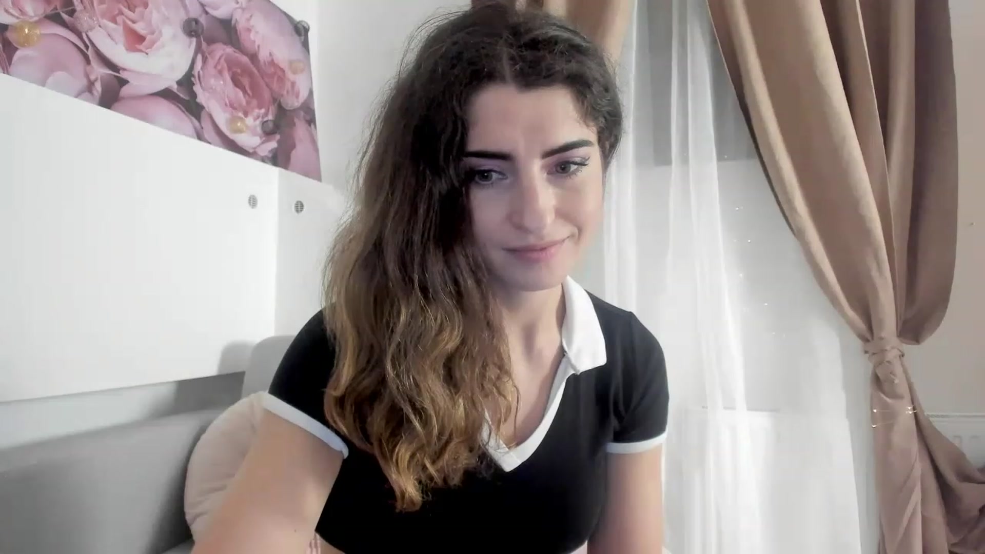 Gallery image thumbnail from EVA__LOVIA_'s myfreecams stream on, 12/27/2022, 18:17 image 19 of 20