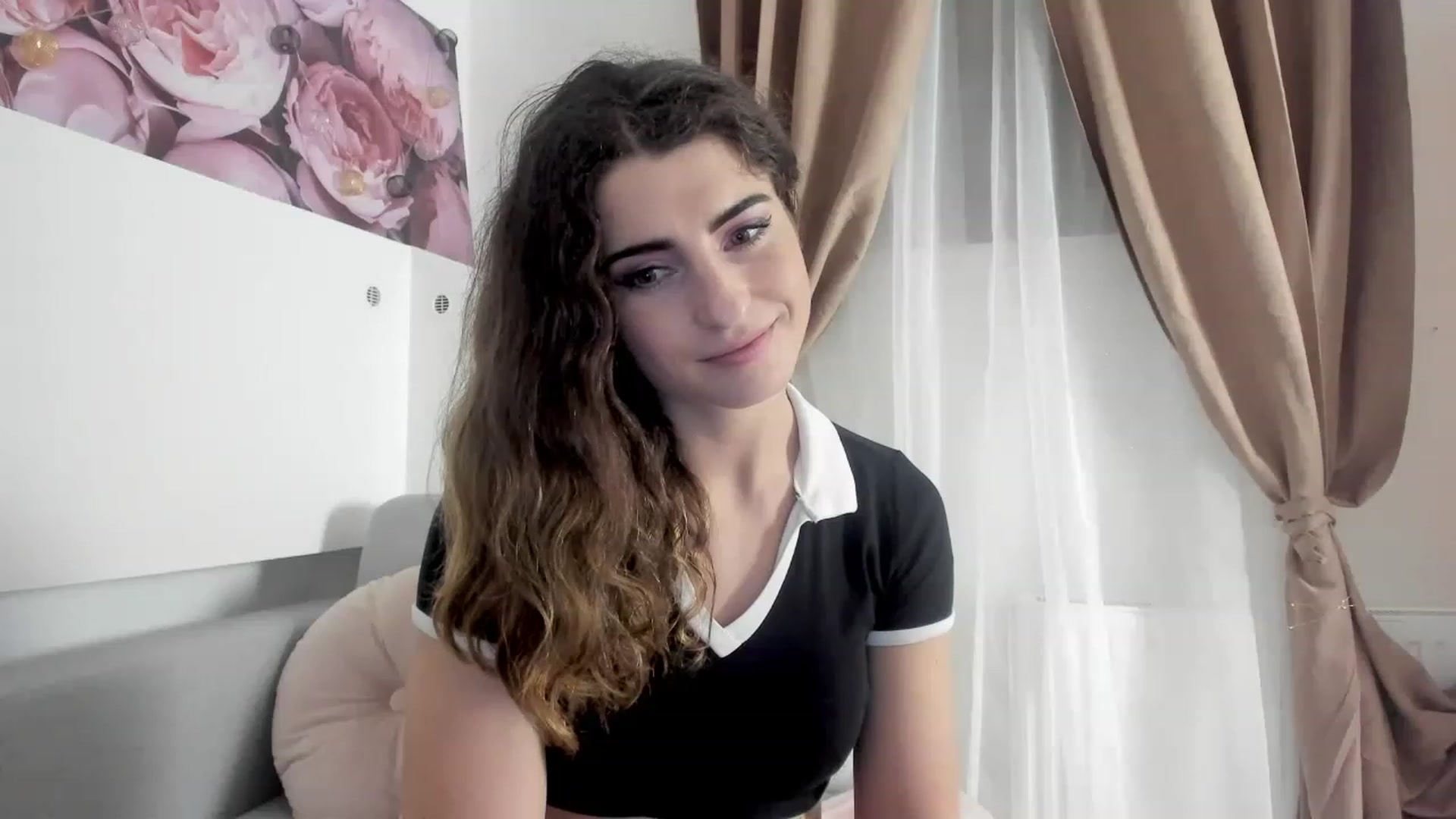 Gallery image thumbnail from EVA__LOVIA_'s myfreecams stream on, 12/27/2022, 18:17 image 11 of 20
