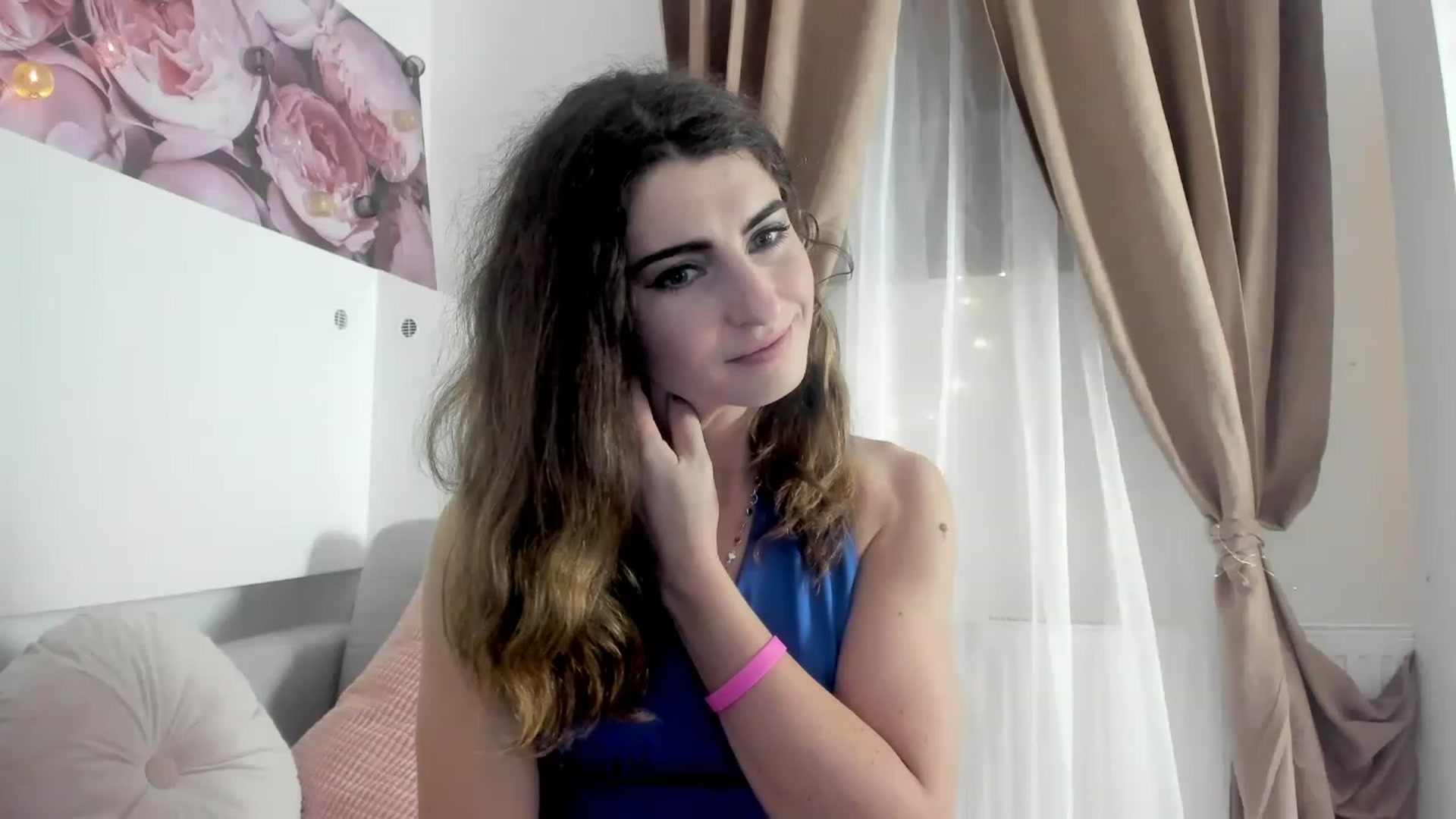 Gallery image thumbnail from EVA__LOVIA_'s myfreecams stream on, 12/31/2022, 16:29 image 16 of 20