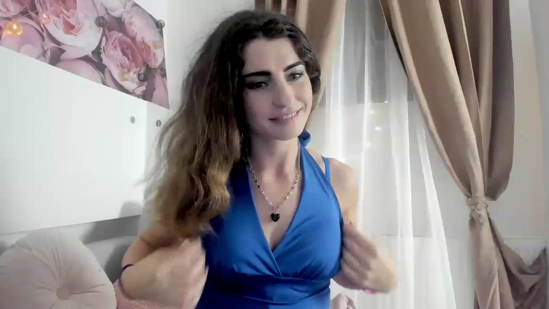Gallery image thumbnail from EVA__LOVIA_'s myfreecams stream on, 12/31/2022, 16:29 image 12 of 20