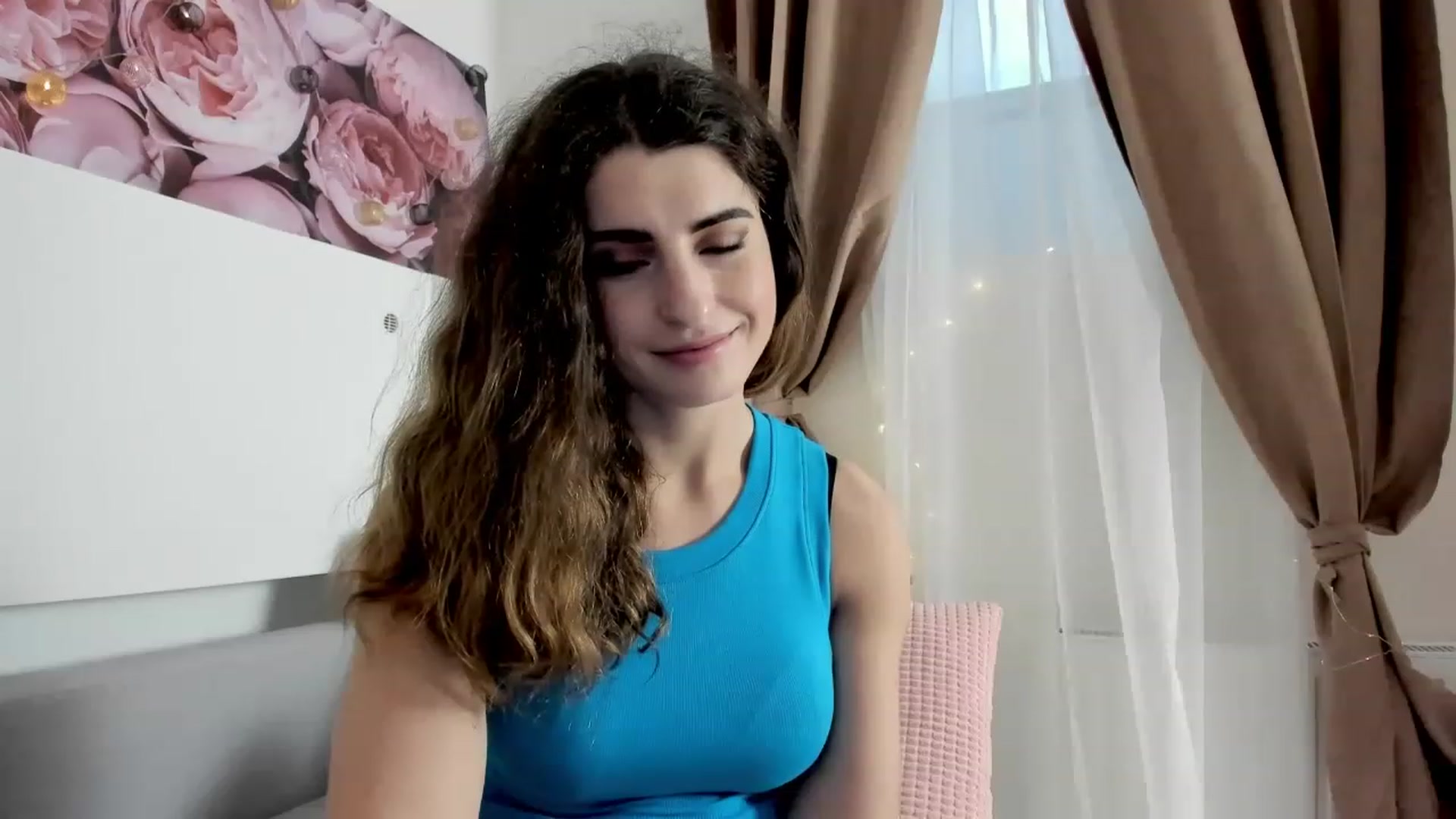 Gallery image thumbnail from EVA__LOVIA_'s myfreecams stream on, 01/06/2023, 14:06 image 15 of 20
