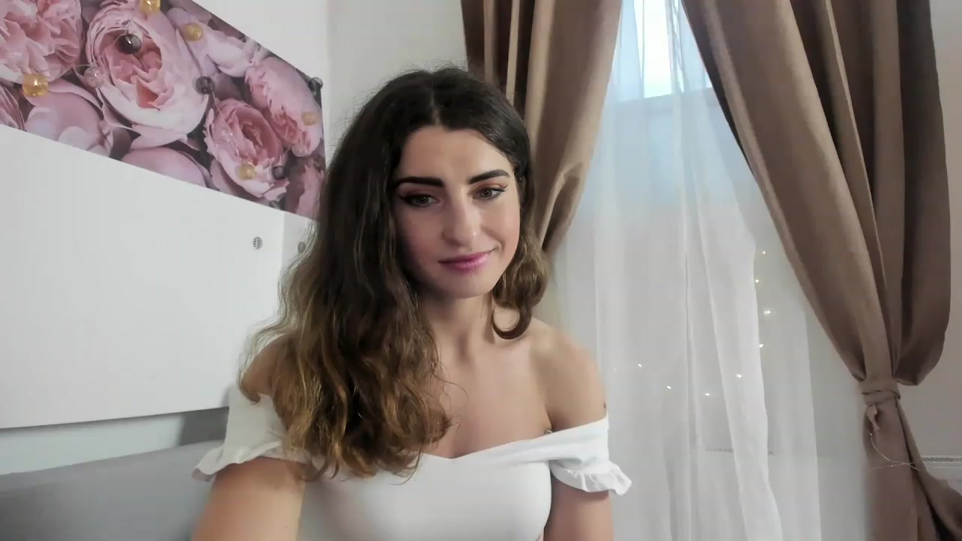 Gallery image thumbnail from EVA__LOVIA_'s myfreecams stream on, 01/12/2023, 13:01 image 19 of 20