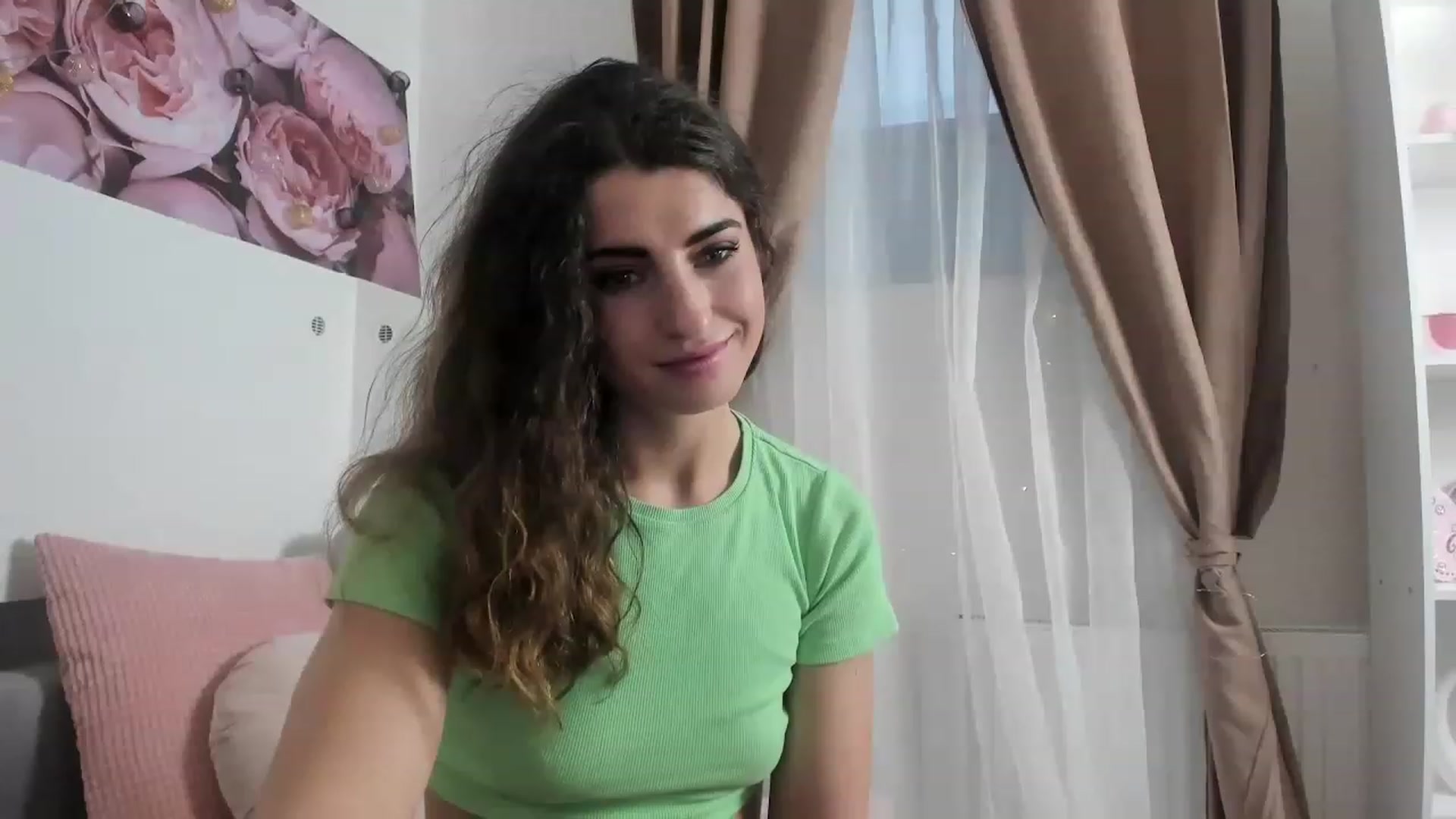 Gallery image thumbnail from EVA__LOVIA_'s myfreecams stream on, 01/21/2023, 11:06 image 14 of 20
