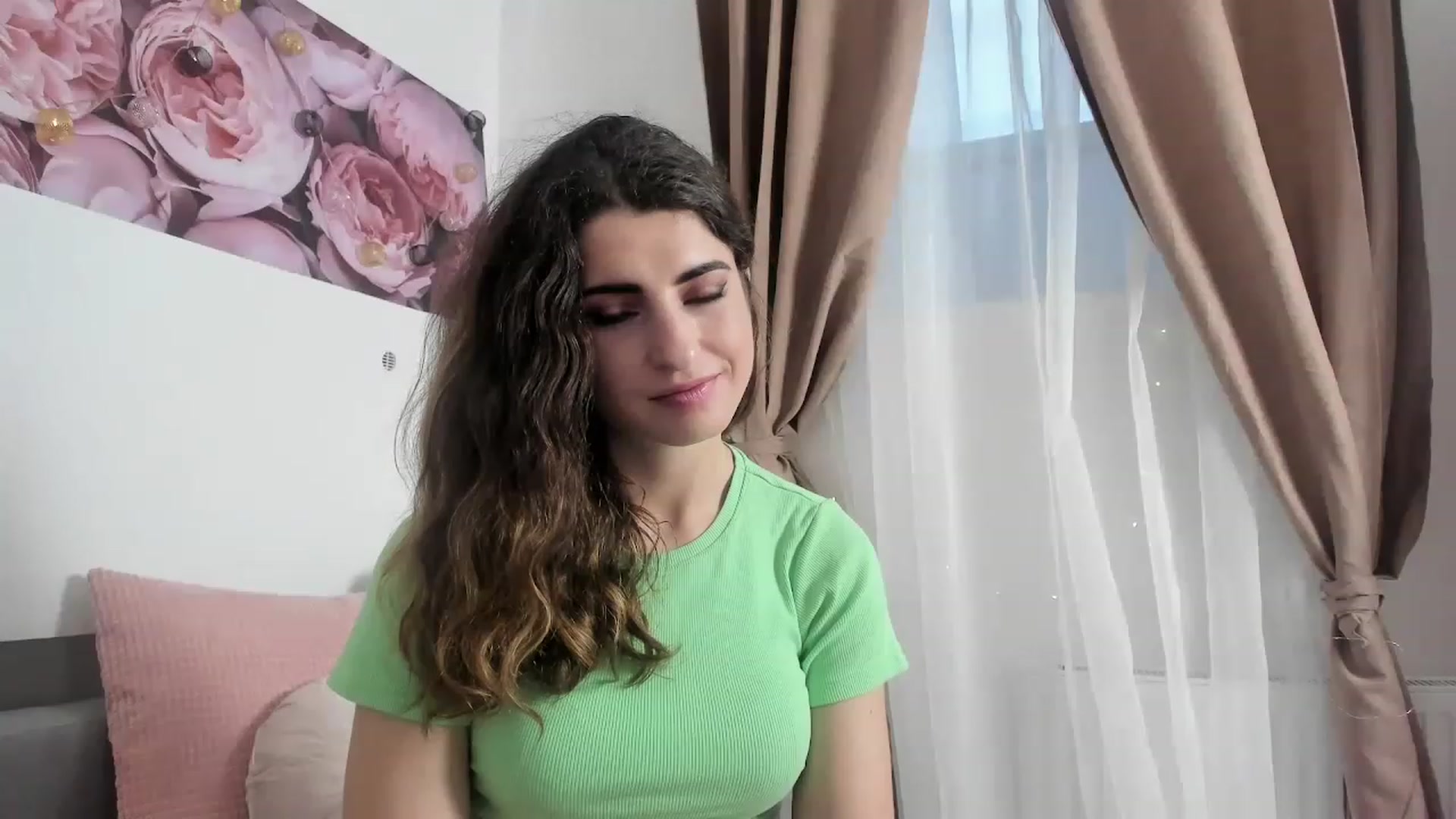 Gallery image thumbnail from EVA__LOVIA_'s myfreecams stream on, 01/21/2023, 11:06 image 10 of 20