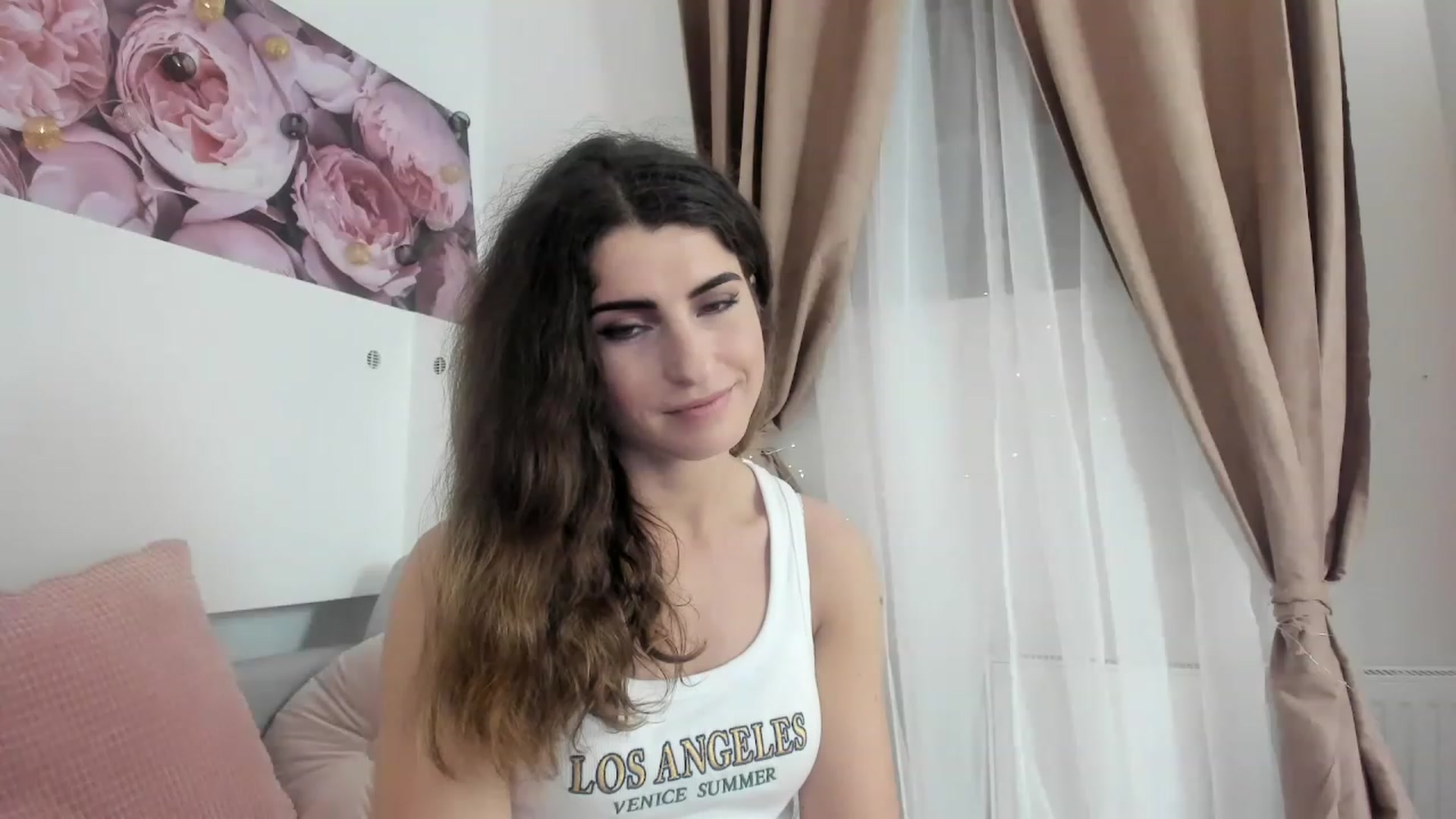 Gallery image thumbnail from EVA__LOVIA_'s myfreecams stream on, 01/29/2023, 18:28 image 14 of 20