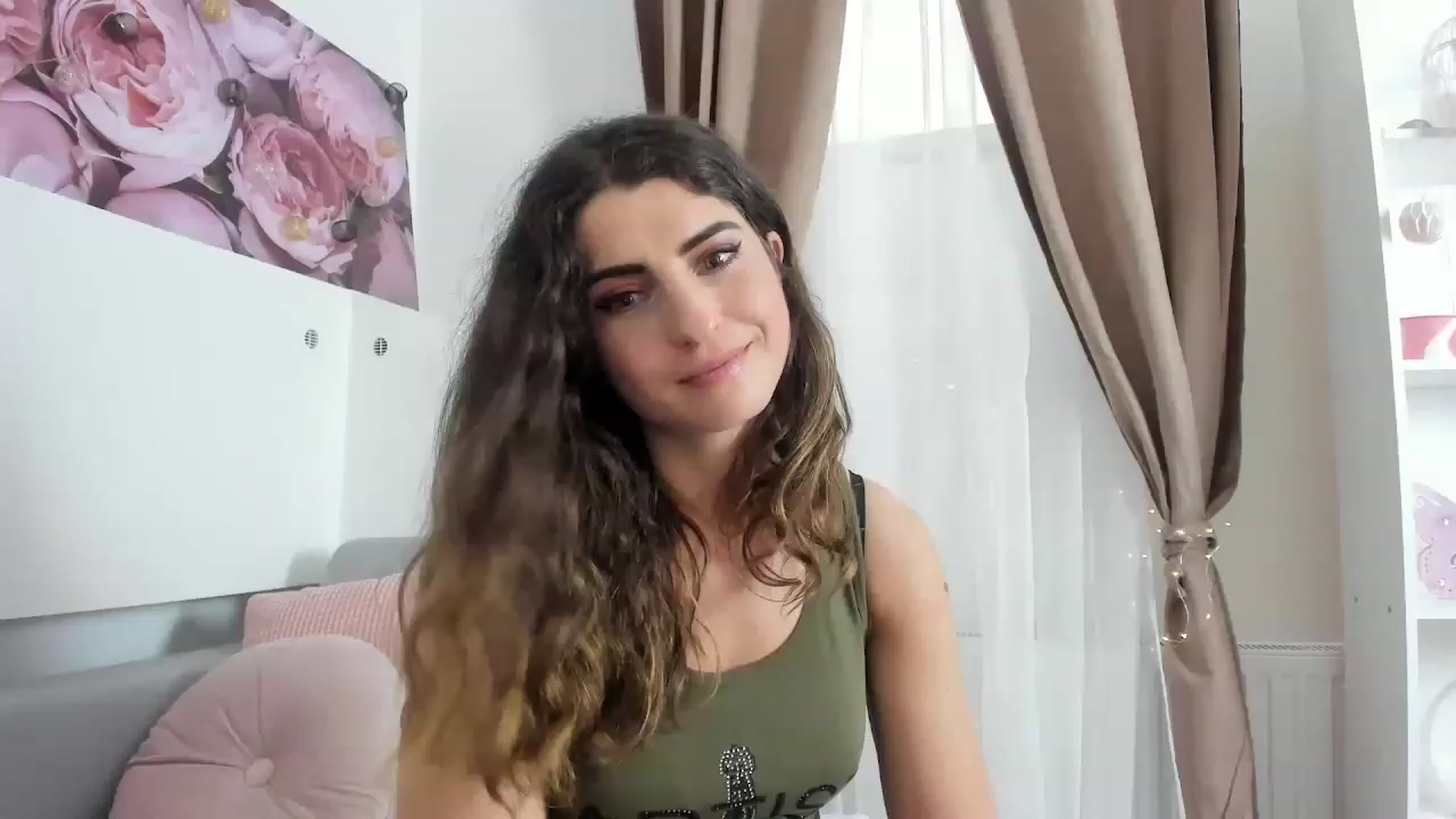 Gallery image thumbnail from EVA__LOVIA_'s myfreecams stream on, 03/06/2023, 13:17 image 17 of 20