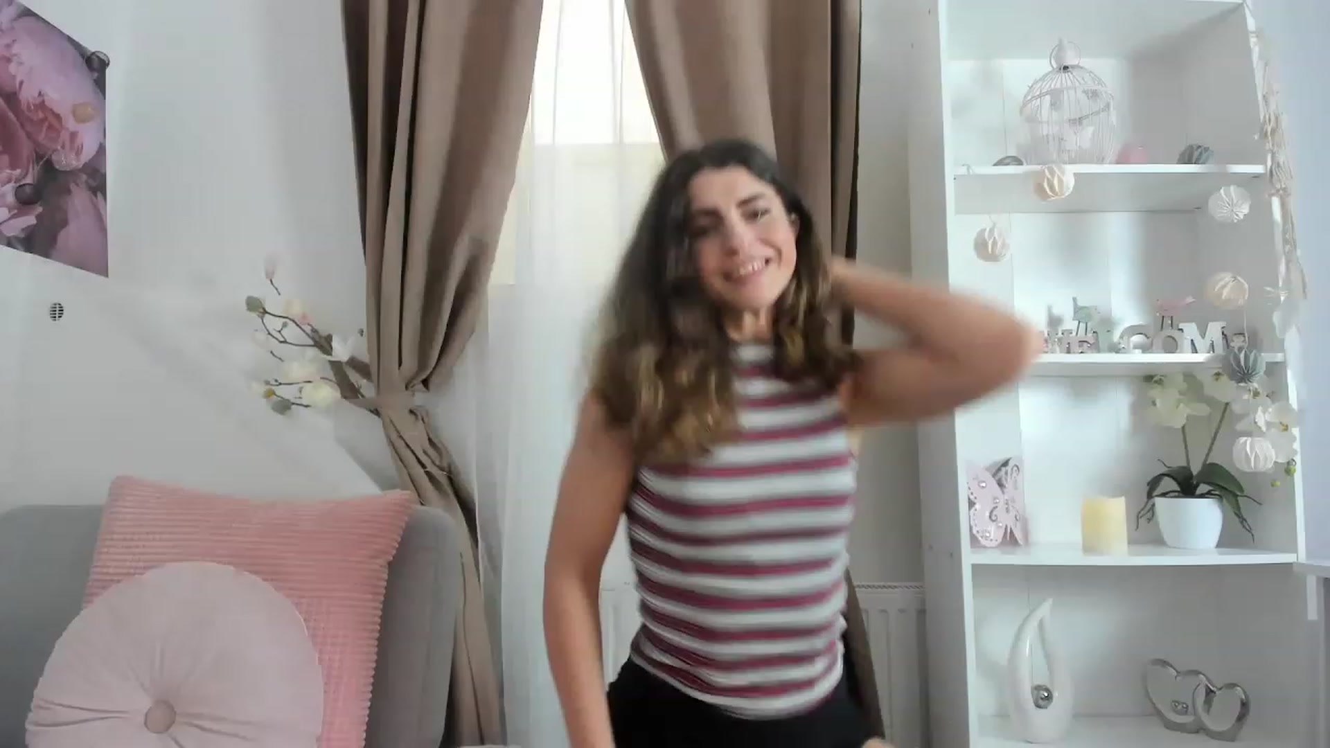 Gallery image thumbnail from EVA__LOVIA_'s myfreecams stream on, 03/17/2023, 10:41 image 4 of 20