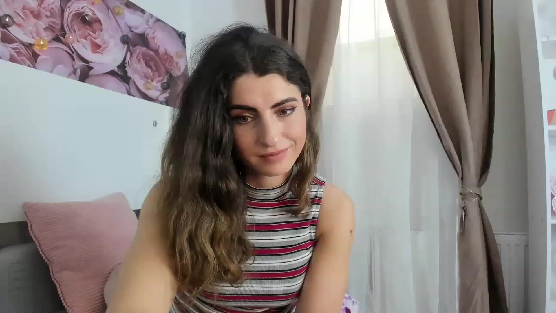 Gallery image thumbnail from EVA__LOVIA_'s myfreecams stream on, 03/17/2023, 11:45 image 4 of 20