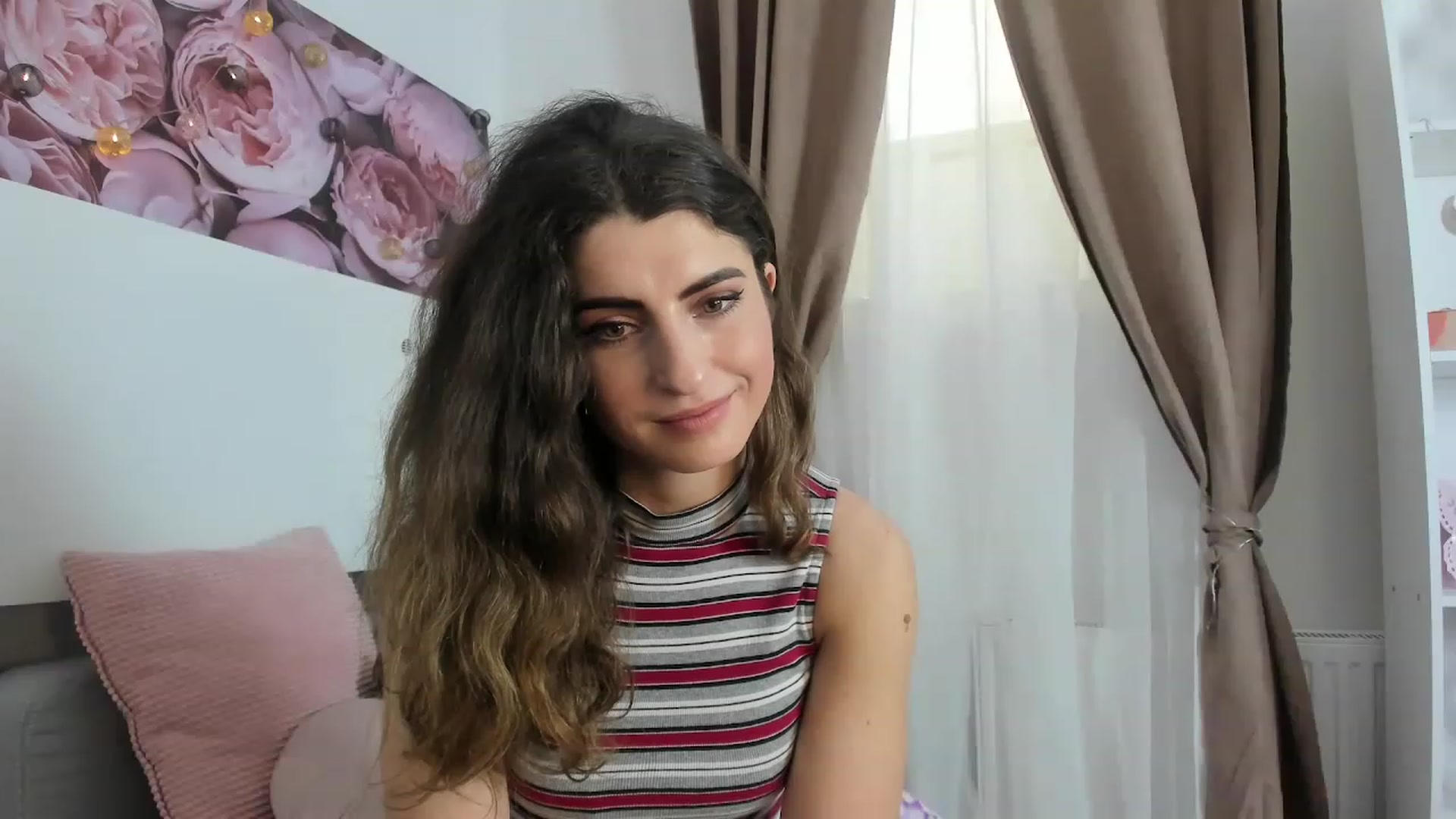 Gallery image thumbnail from EVA__LOVIA_'s myfreecams stream on, 03/17/2023, 11:45 image 2 of 20