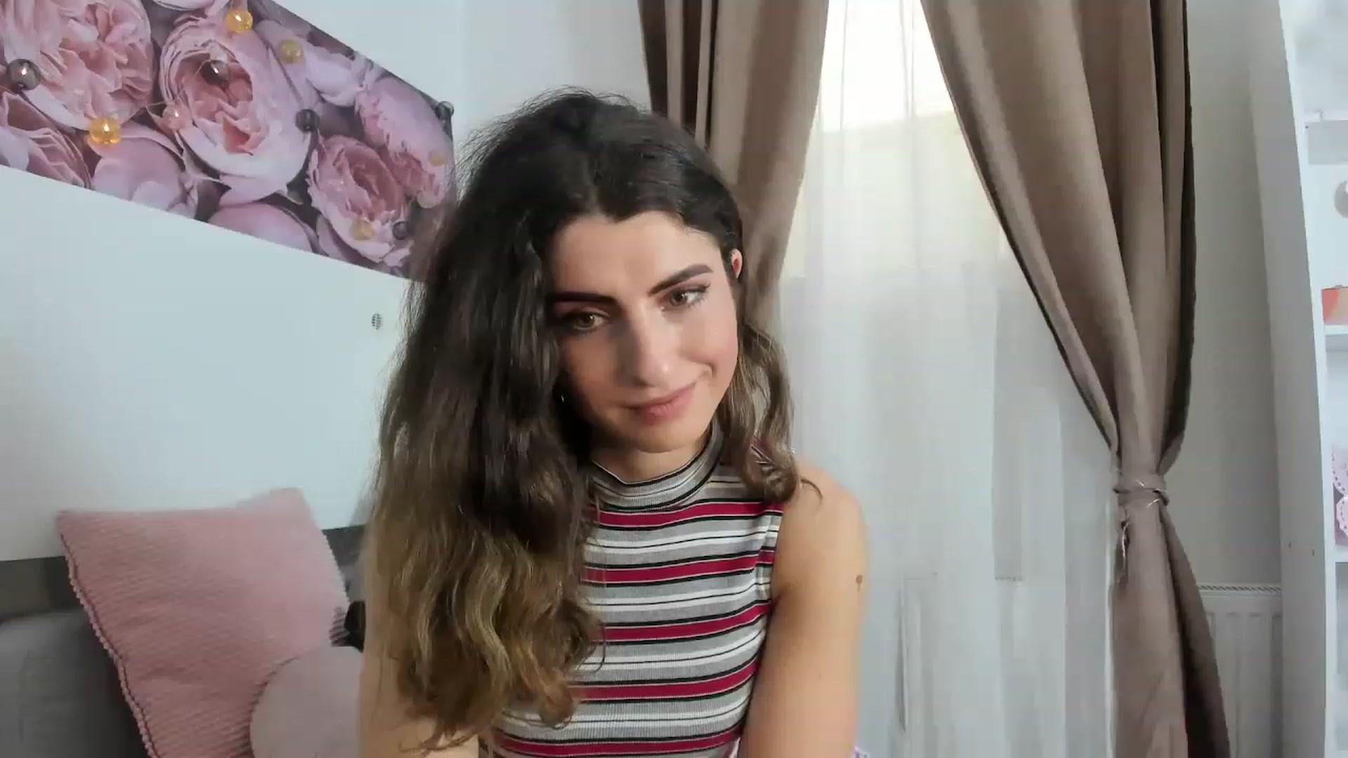 Gallery image thumbnail from EVA__LOVIA_'s myfreecams stream on, 03/17/2023, 11:45 image 1 of 20