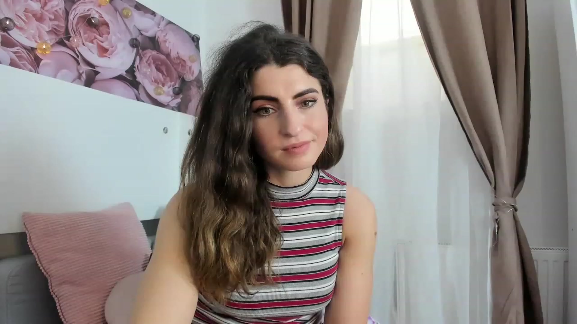 Gallery image thumbnail from EVA__LOVIA_'s myfreecams stream on, 03/17/2023, 11:45 image 16 of 20