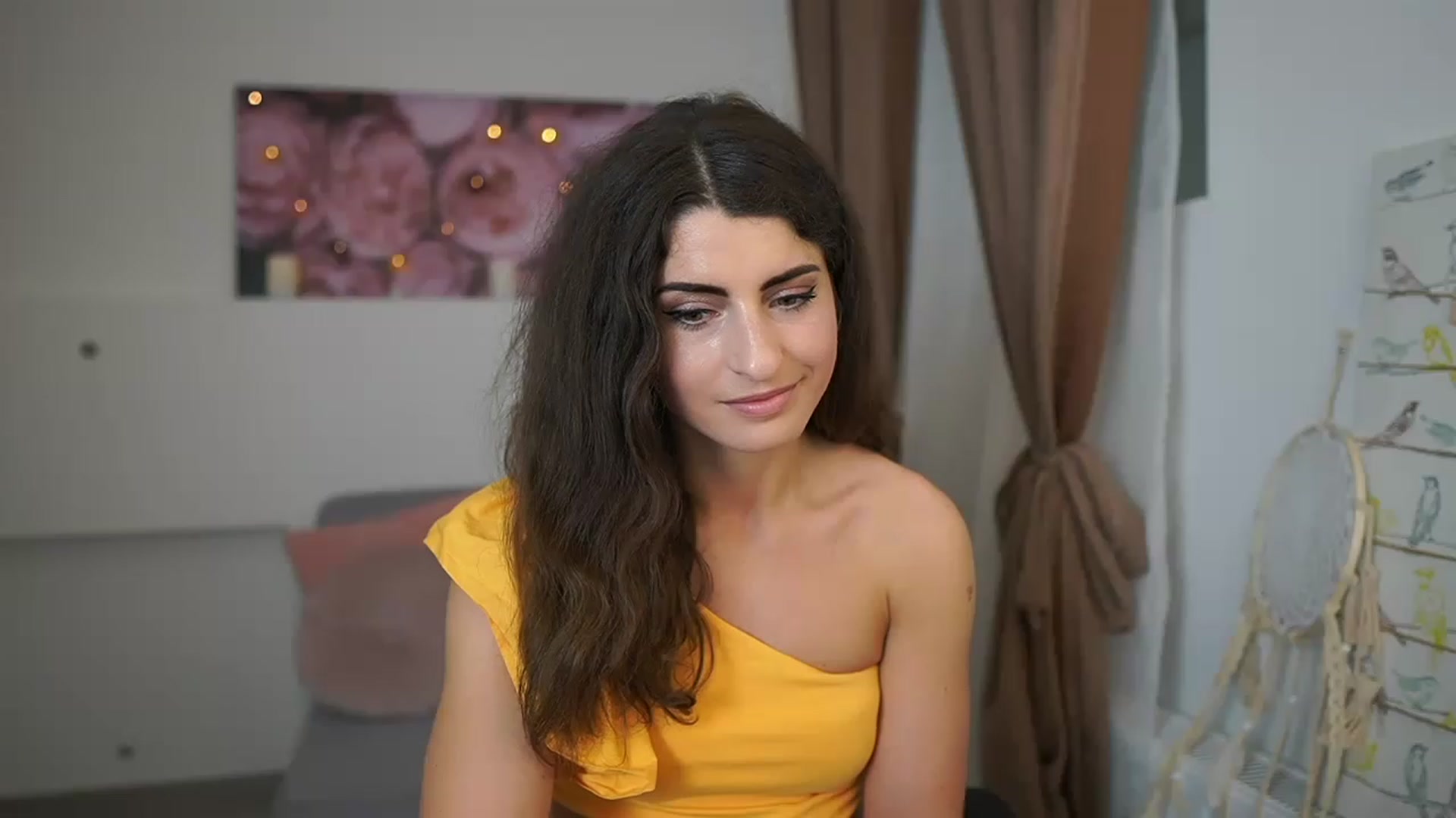 Gallery image thumbnail from EVA__LOVIA_'s myfreecams stream on, 03/27/2023, 10:32 image 18 of 20