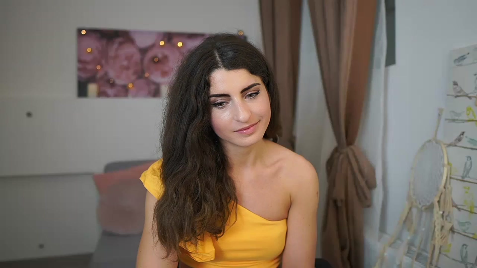 Gallery image thumbnail from EVA__LOVIA_'s myfreecams stream on, 03/27/2023, 10:32 image 14 of 20
