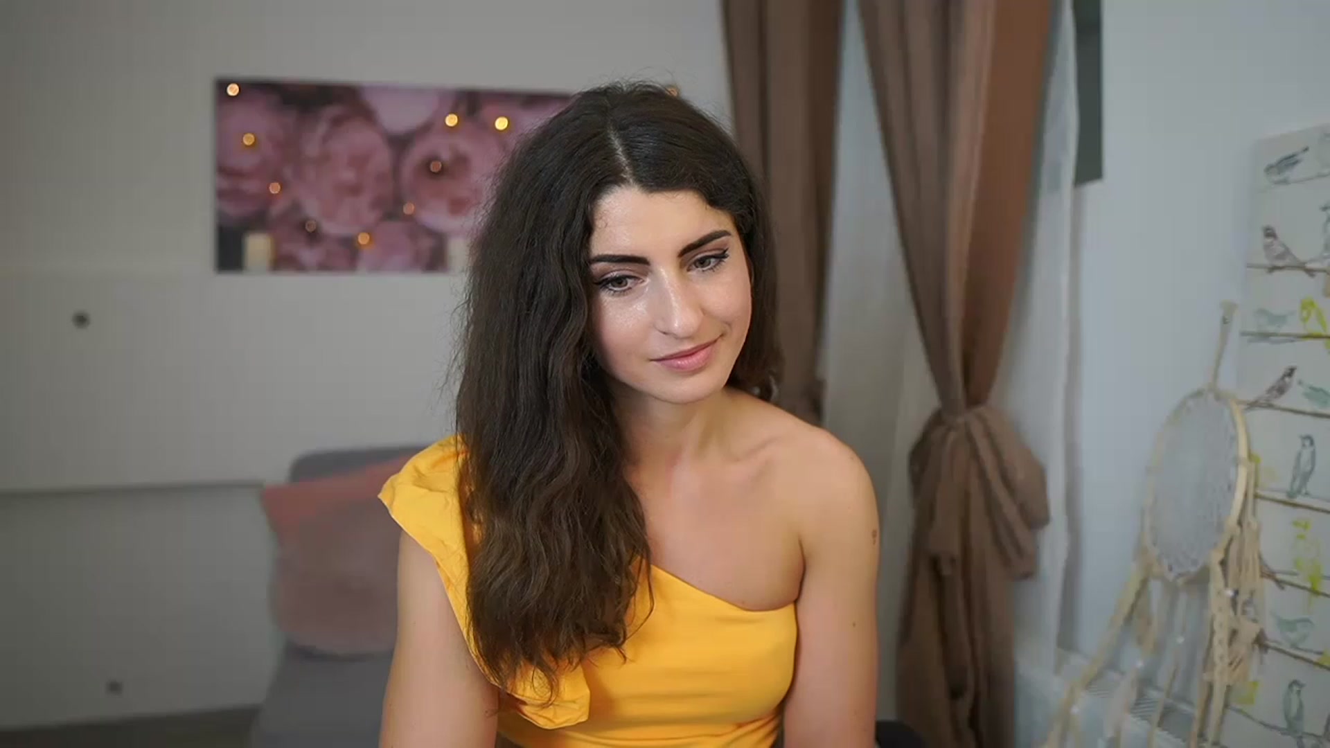 Gallery image thumbnail from EVA__LOVIA_'s myfreecams stream on, 03/27/2023, 10:32 image 16 of 20