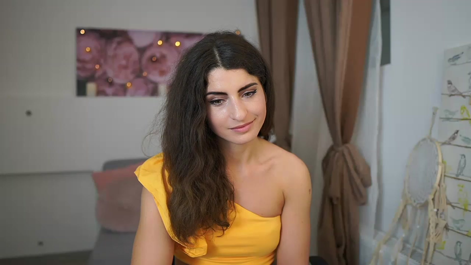 Gallery image thumbnail from EVA__LOVIA_'s myfreecams stream on, 03/27/2023, 10:32 image 13 of 20