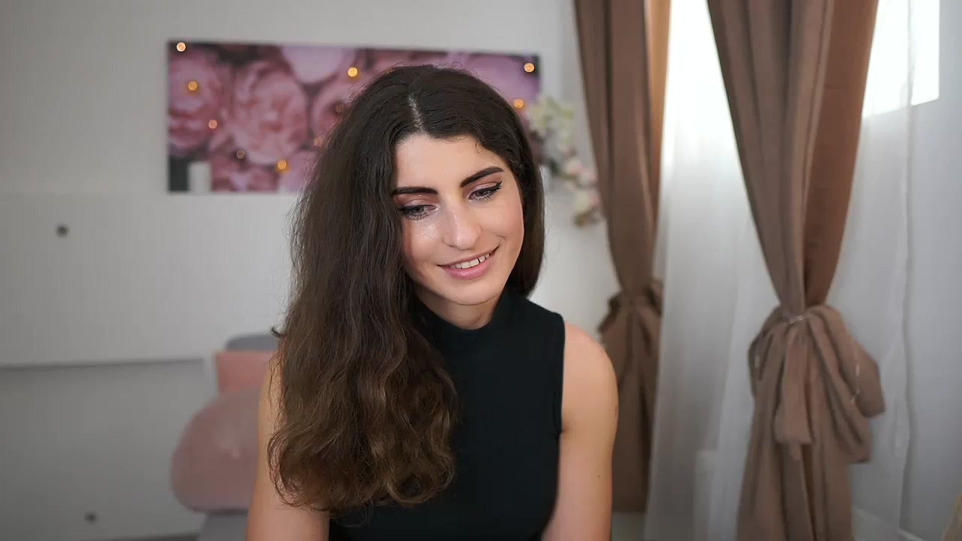 Gallery image thumbnail from EVA__LOVIA_'s myfreecams stream on, 03/28/2023, 11:57 image 20 of 20