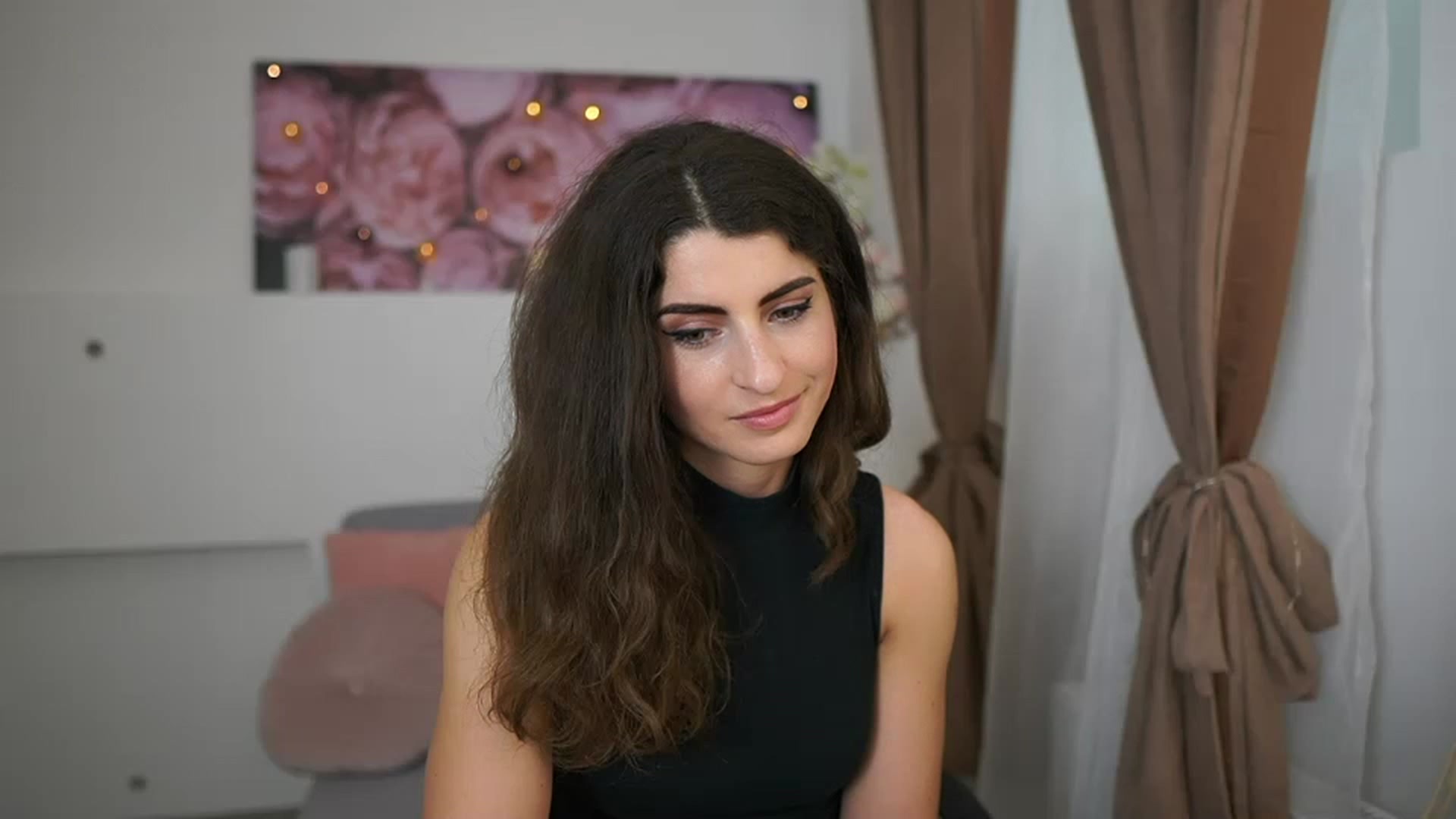 Gallery image thumbnail from EVA__LOVIA_'s myfreecams stream on, 03/28/2023, 13:01 image 20 of 20