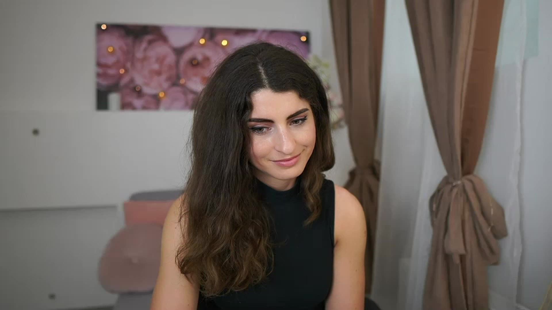 Gallery image thumbnail from EVA__LOVIA_'s myfreecams stream on, 03/28/2023, 13:01 image 18 of 20