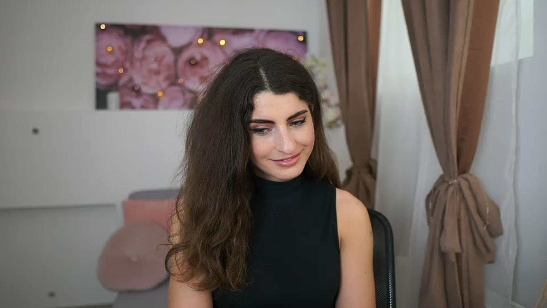 Gallery image thumbnail from EVA__LOVIA_'s myfreecams stream on, 03/28/2023, 13:01 image 3 of 20