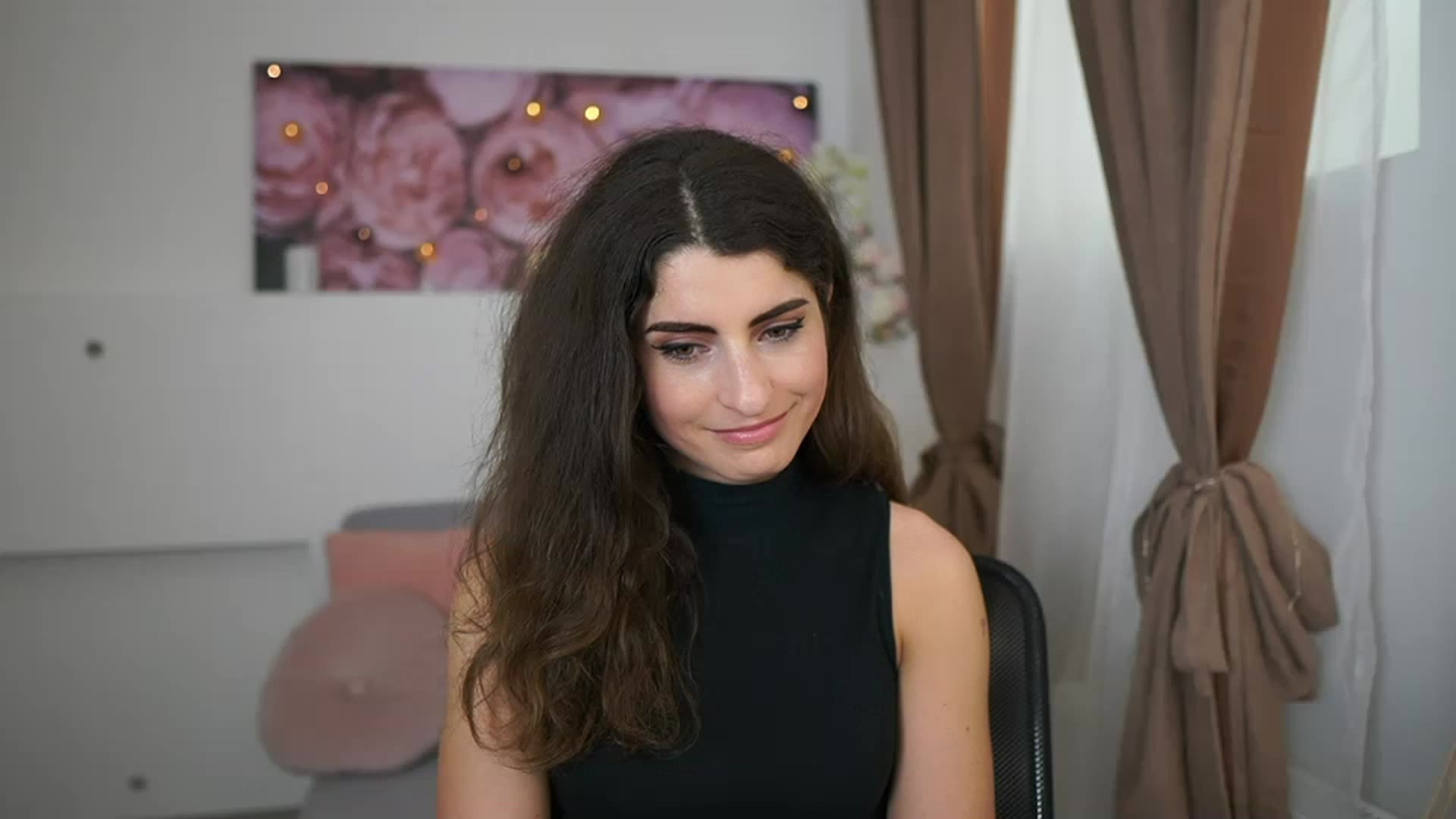 Gallery image thumbnail from EVA__LOVIA_'s myfreecams stream on, 03/28/2023, 13:01 image 2 of 20
