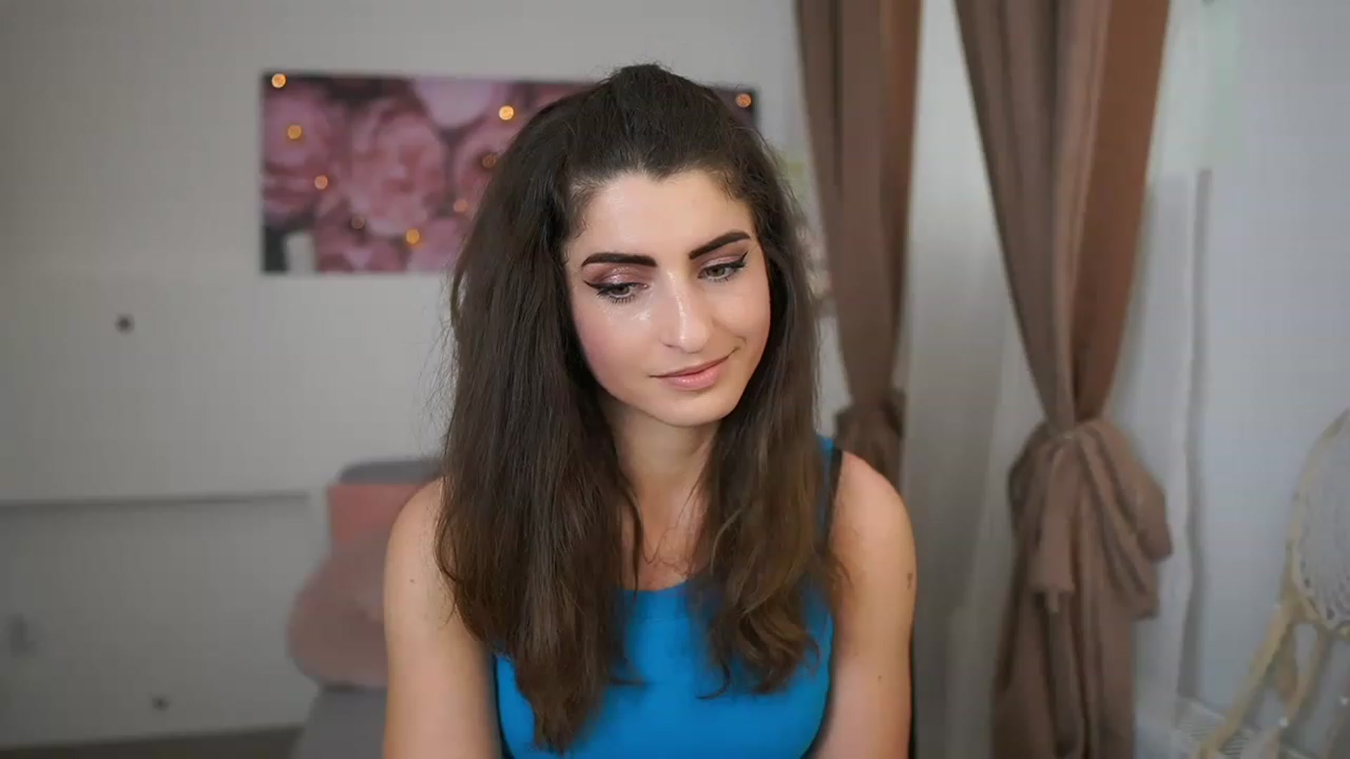 Gallery image thumbnail from EVA__LOVIA_'s myfreecams stream on, 03/29/2023, 09:57 image 14 of 20