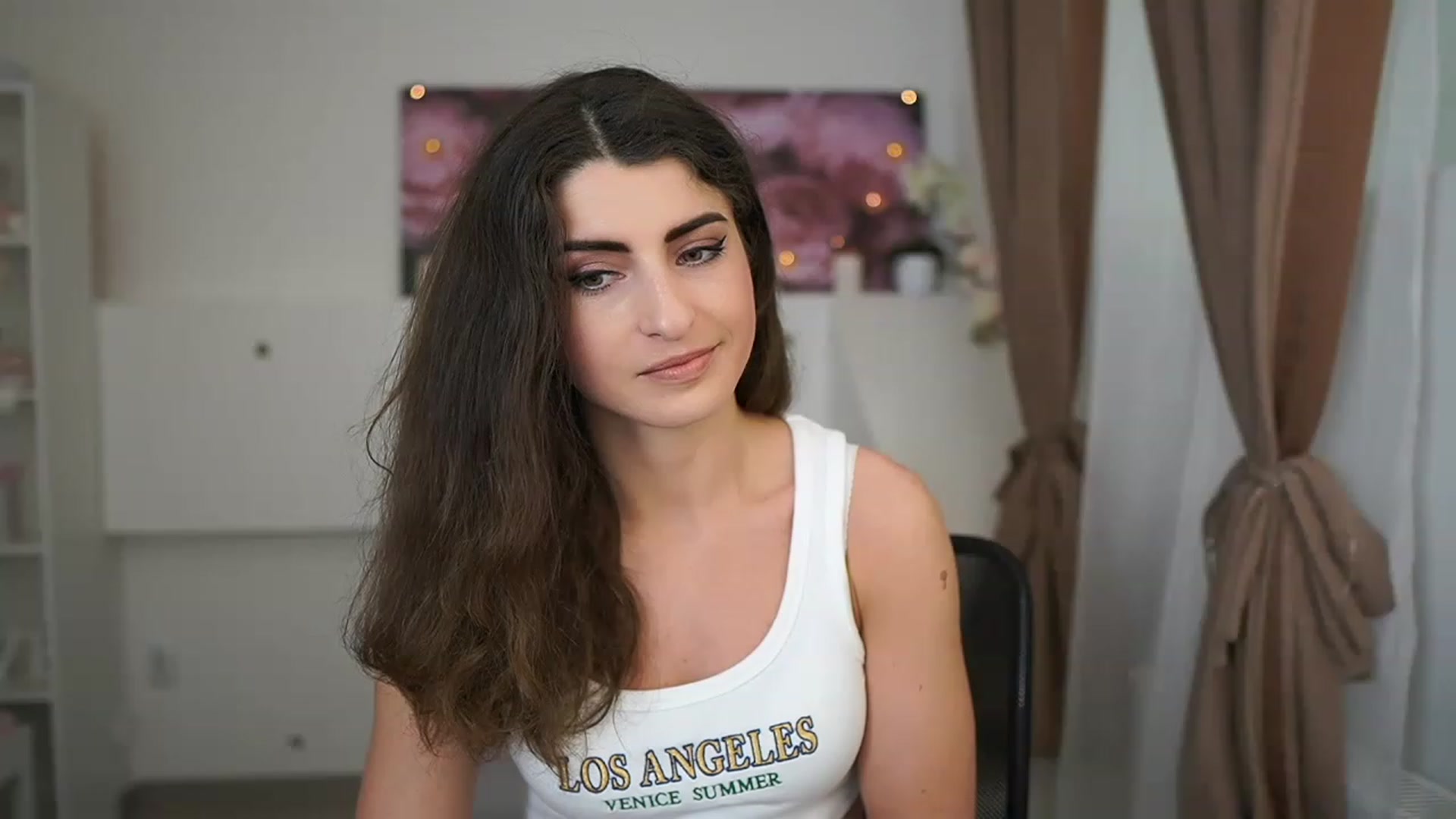 Gallery image thumbnail from EVA__LOVIA_'s myfreecams stream on, 03/30/2023, 09:52 image 5 of 20