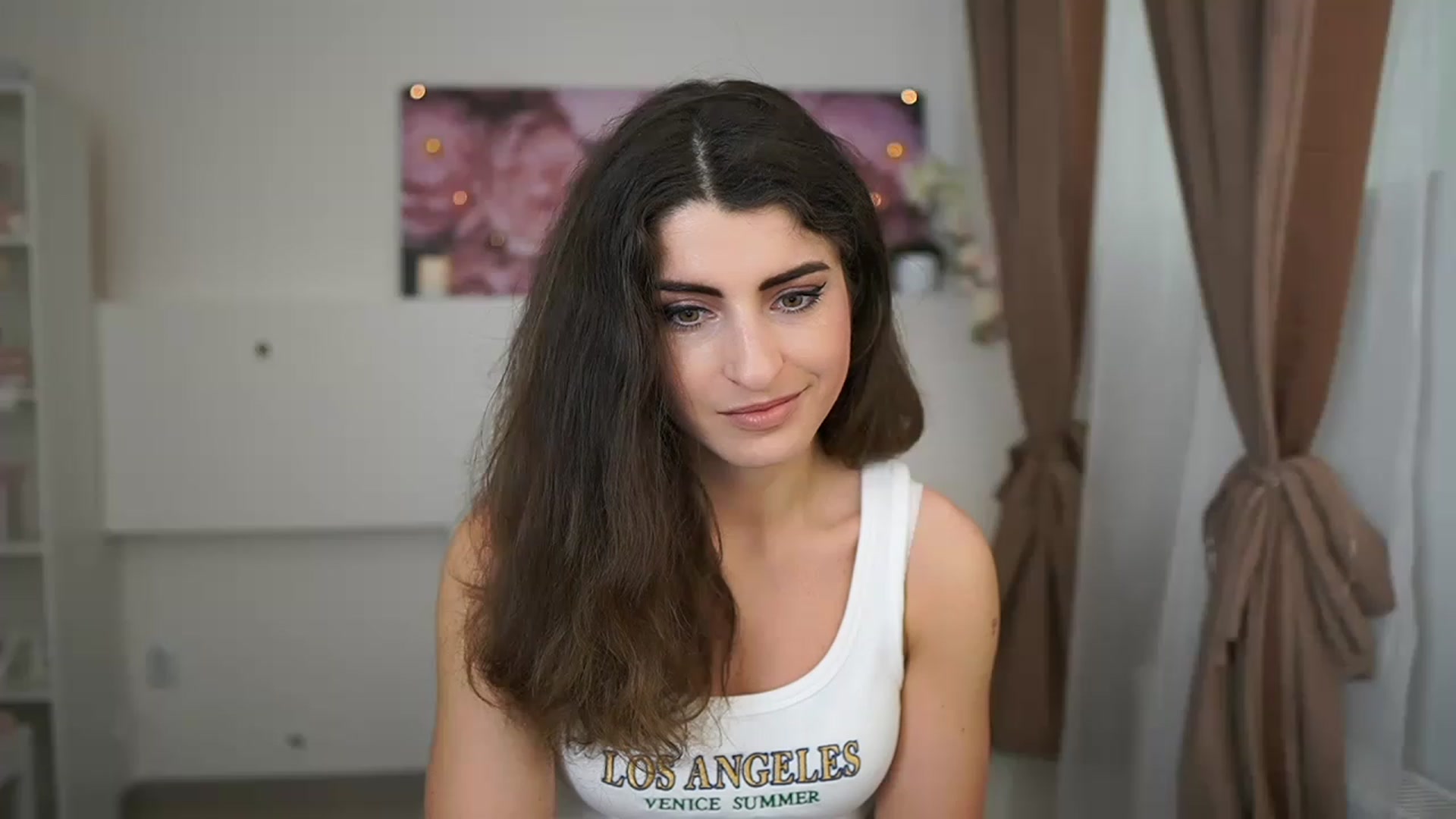 Gallery image thumbnail from EVA__LOVIA_'s myfreecams stream on, 03/30/2023, 09:52 image 11 of 20