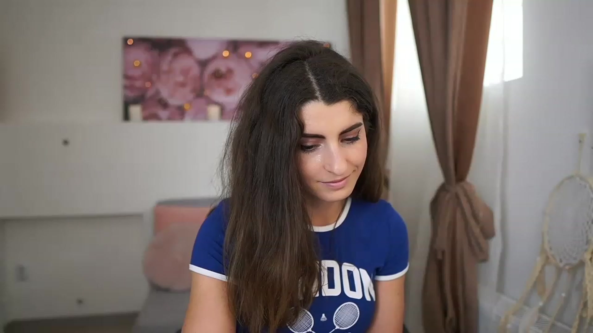 Gallery image thumbnail from EVA__LOVIA_'s myfreecams stream on, 03/31/2023, 11:30 image 19 of 20
