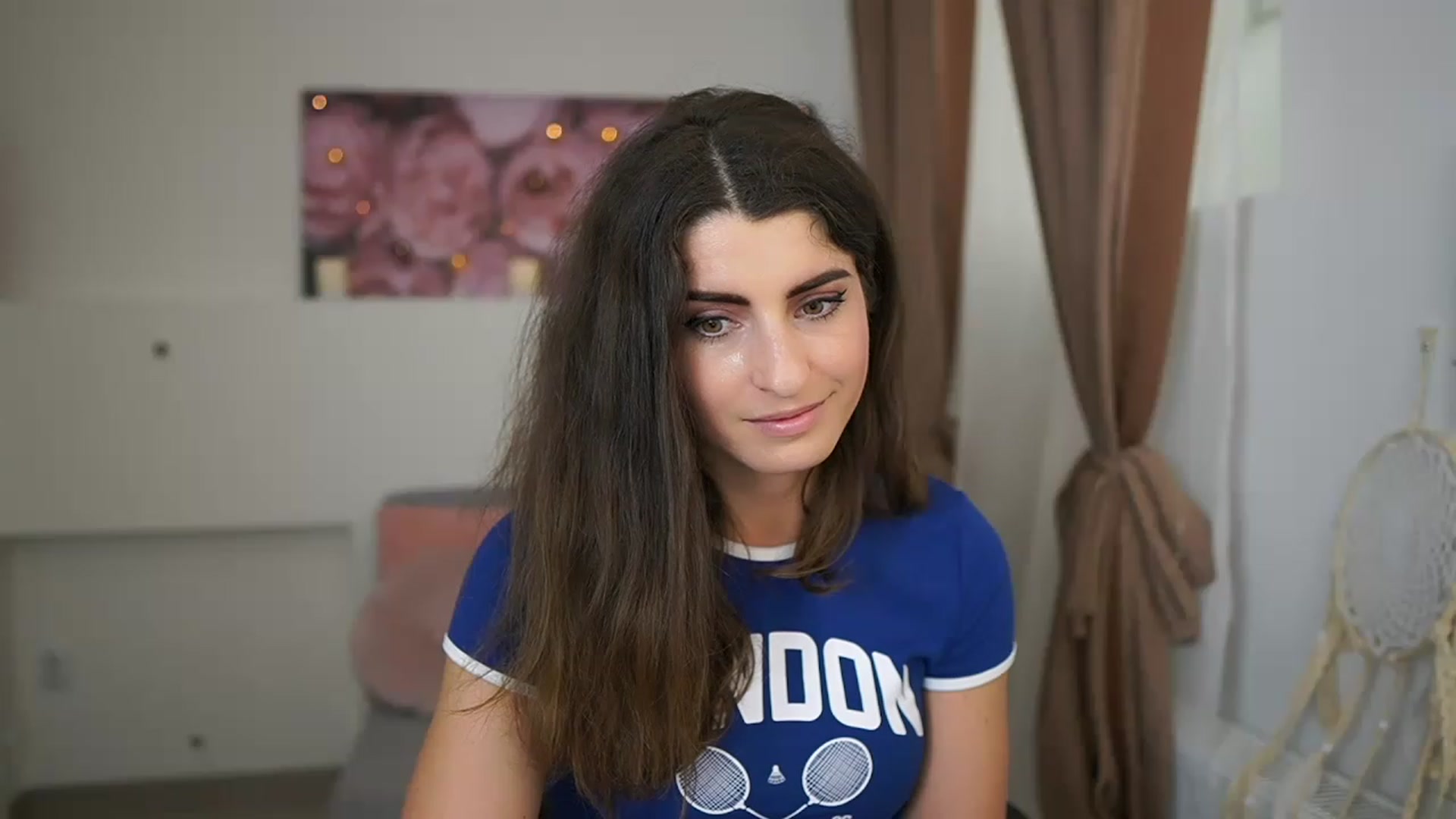 Gallery image thumbnail from EVA__LOVIA_'s myfreecams stream on, 03/31/2023, 11:30 image 6 of 20