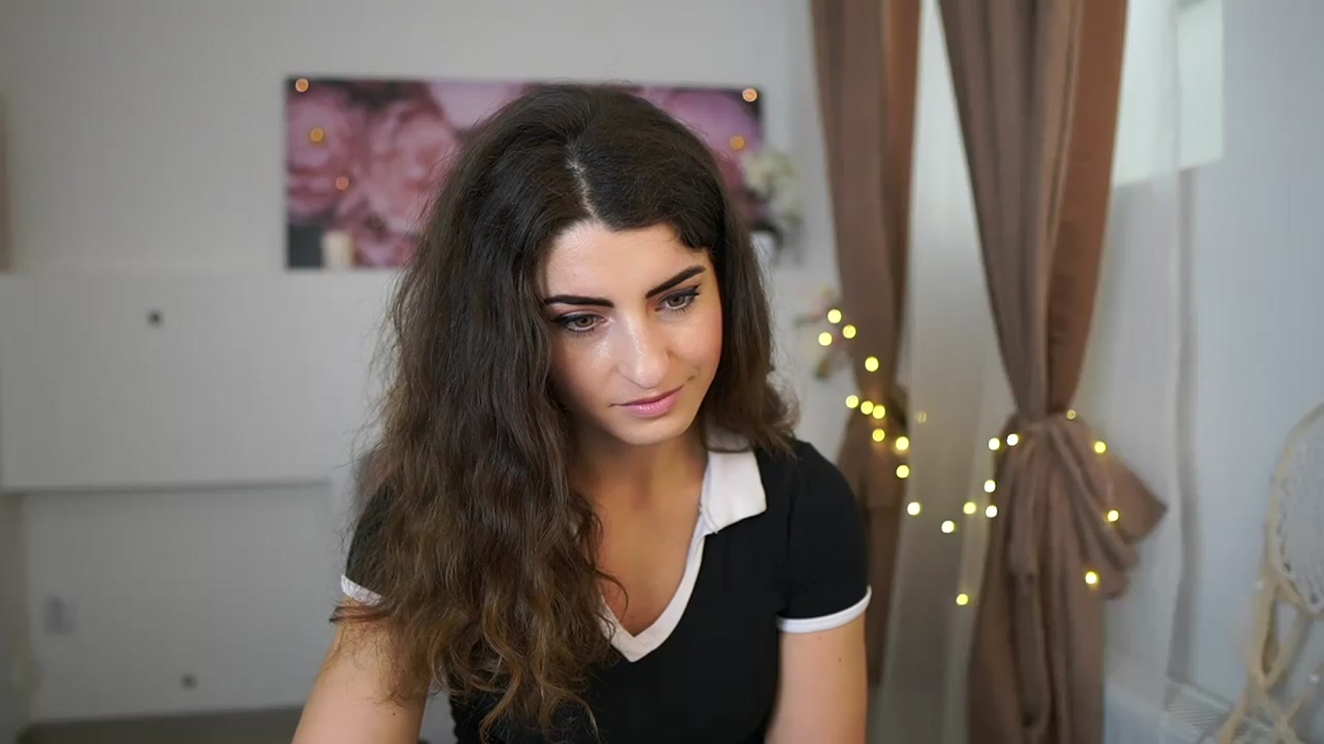 Gallery image thumbnail from EVA__LOVIA_'s myfreecams stream on, 04/04/2023, 10:36 image 15 of 20