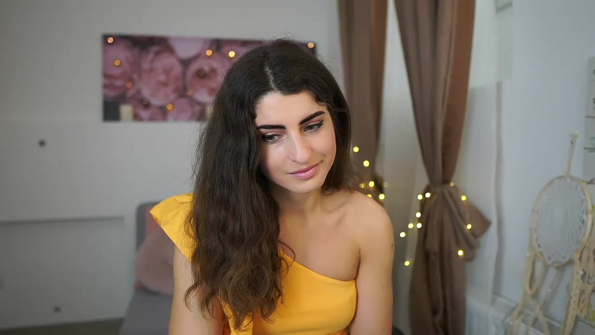 Gallery image thumbnail from EVA__LOVIA_'s myfreecams stream on, 04/05/2023, 08:58 image 14 of 20