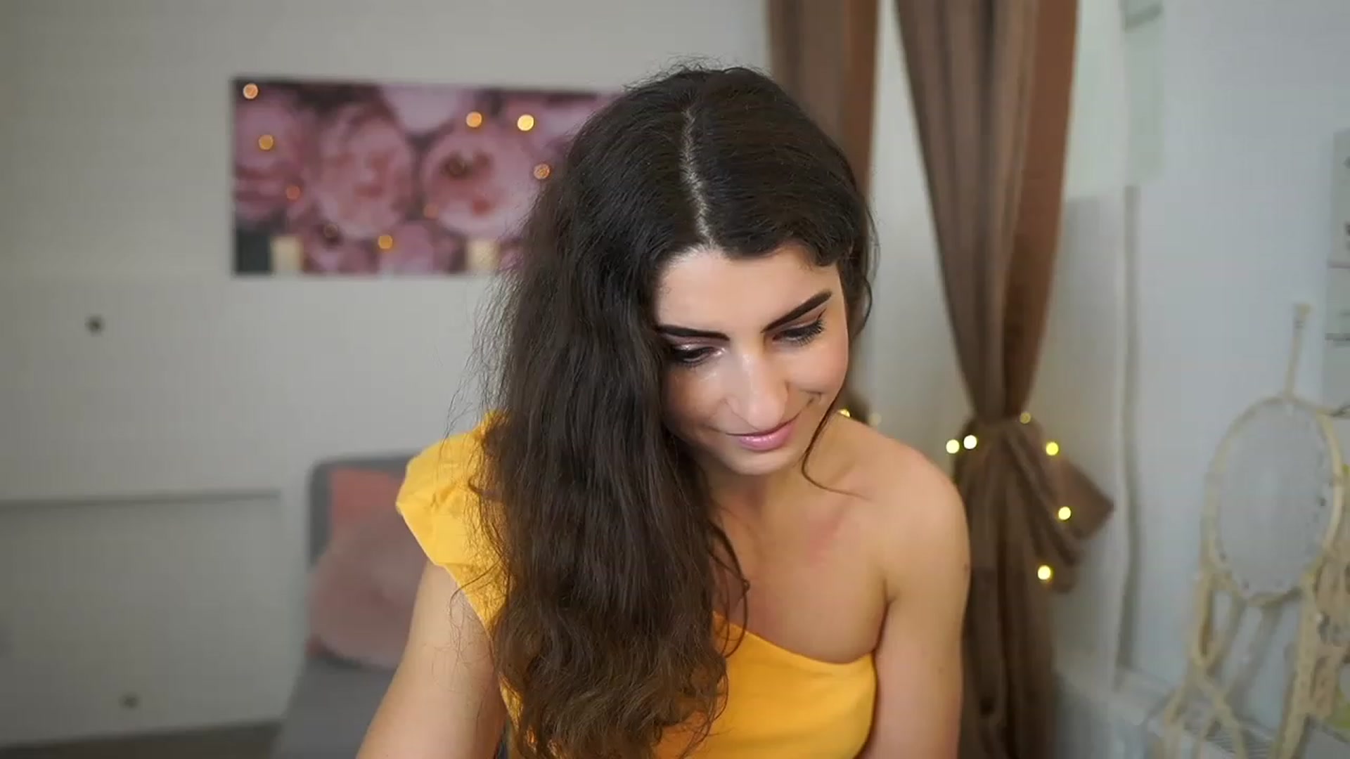 Gallery image thumbnail from EVA__LOVIA_'s myfreecams stream on, 04/05/2023, 08:58 image 2 of 20