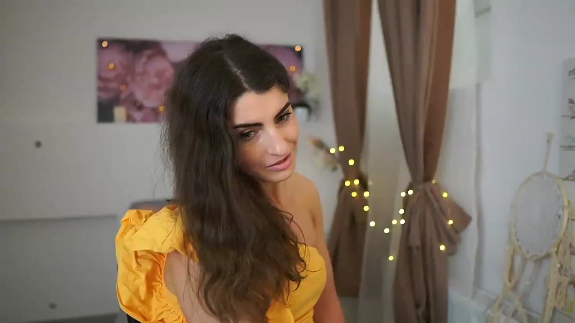 Gallery image thumbnail from EVA__LOVIA_'s myfreecams stream on, 04/05/2023, 08:58 image 1 of 20