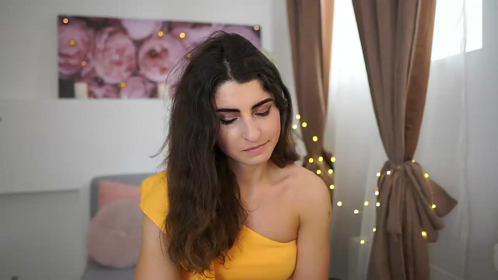 Gallery image thumbnail from EVA__LOVIA_'s myfreecams stream on, 04/05/2023, 11:34 image 20 of 20