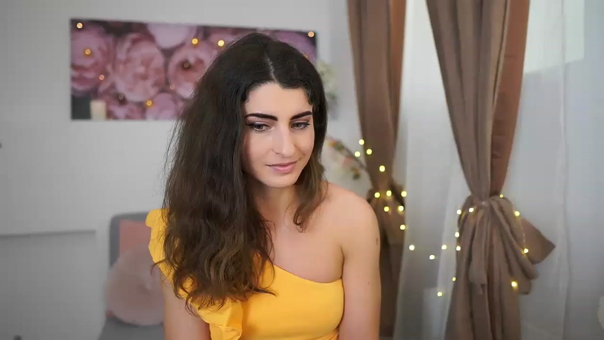 Gallery image thumbnail from EVA__LOVIA_'s myfreecams stream on, 04/05/2023, 11:34 image 6 of 20
