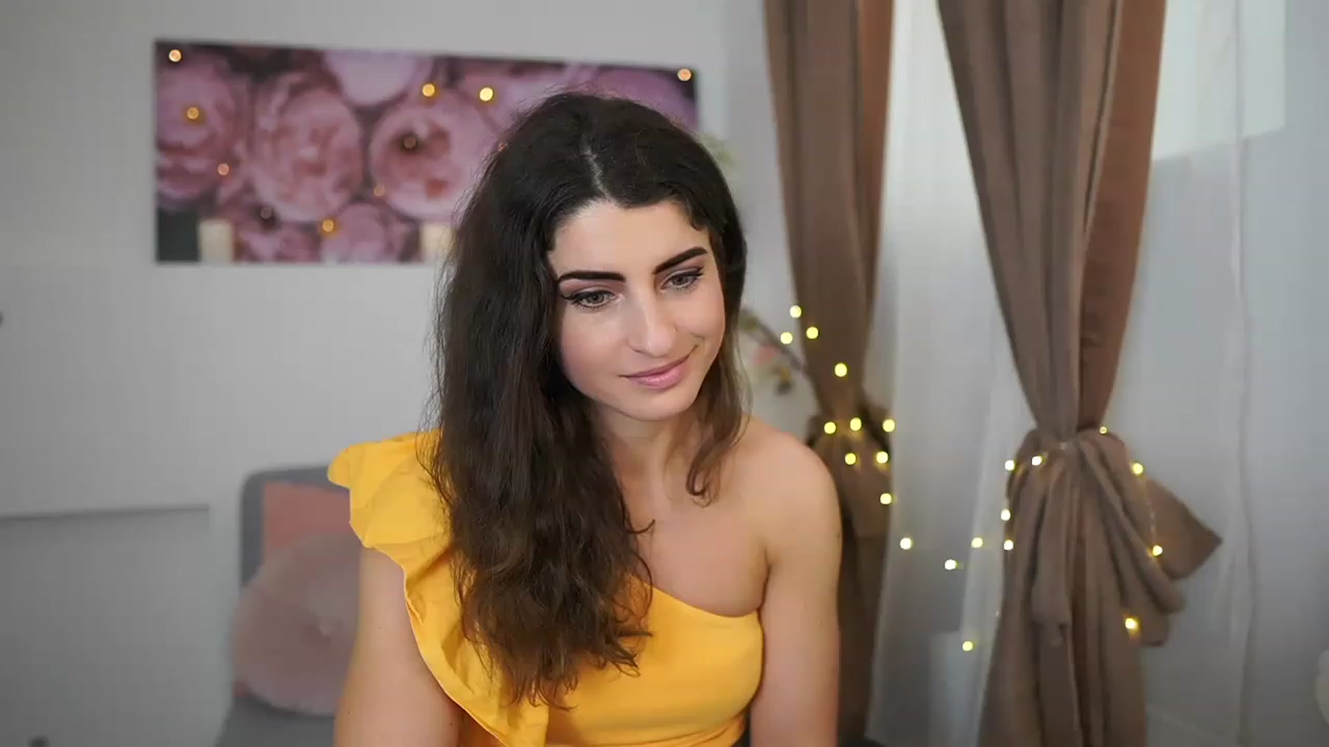 Gallery image thumbnail from EVA__LOVIA_'s myfreecams stream on, 04/05/2023, 11:34 image 3 of 20