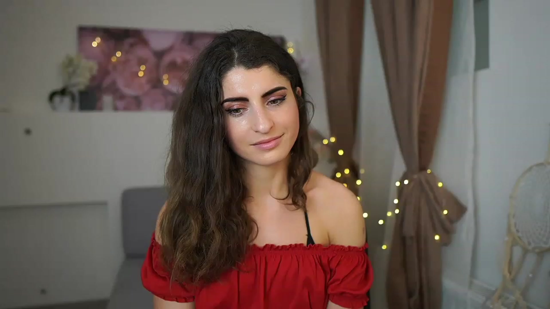 Gallery image thumbnail from EVA__LOVIA_'s myfreecams stream on, 04/07/2023, 12:30 image 10 of 20