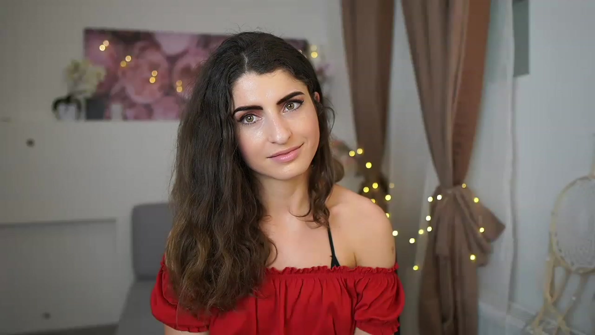 Gallery image thumbnail from EVA__LOVIA_'s myfreecams stream on, 04/07/2023, 12:30 image 12 of 20