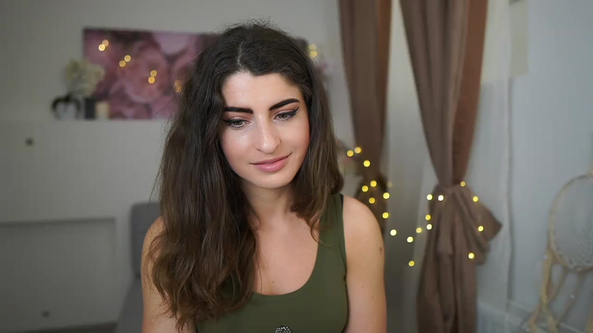 Gallery image thumbnail from EVA__LOVIA_'s myfreecams stream on, 04/12/2023, 09:11 image 13 of 20
